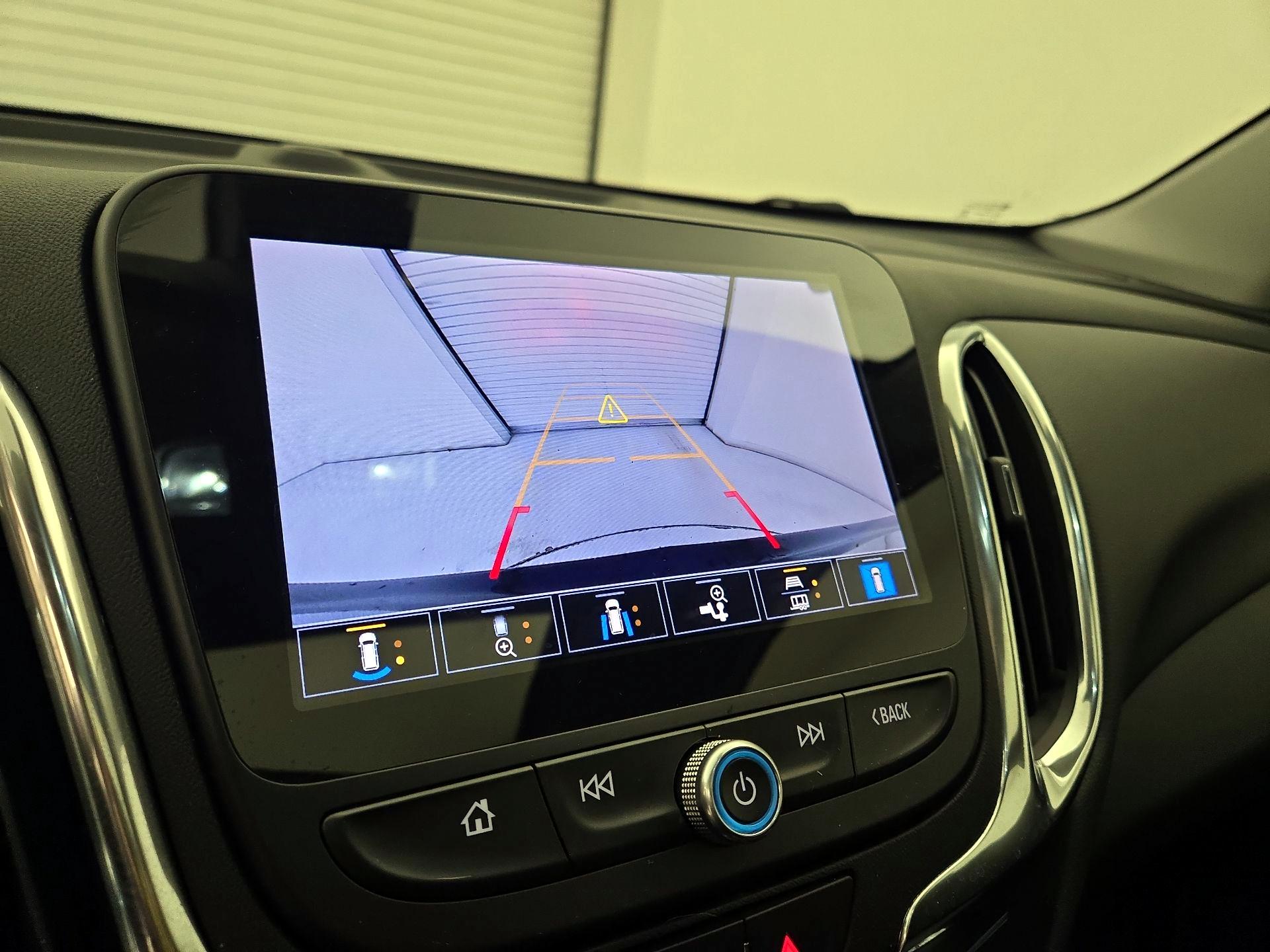 Thumbnail: 2022 Chevrolet Equinox - 13