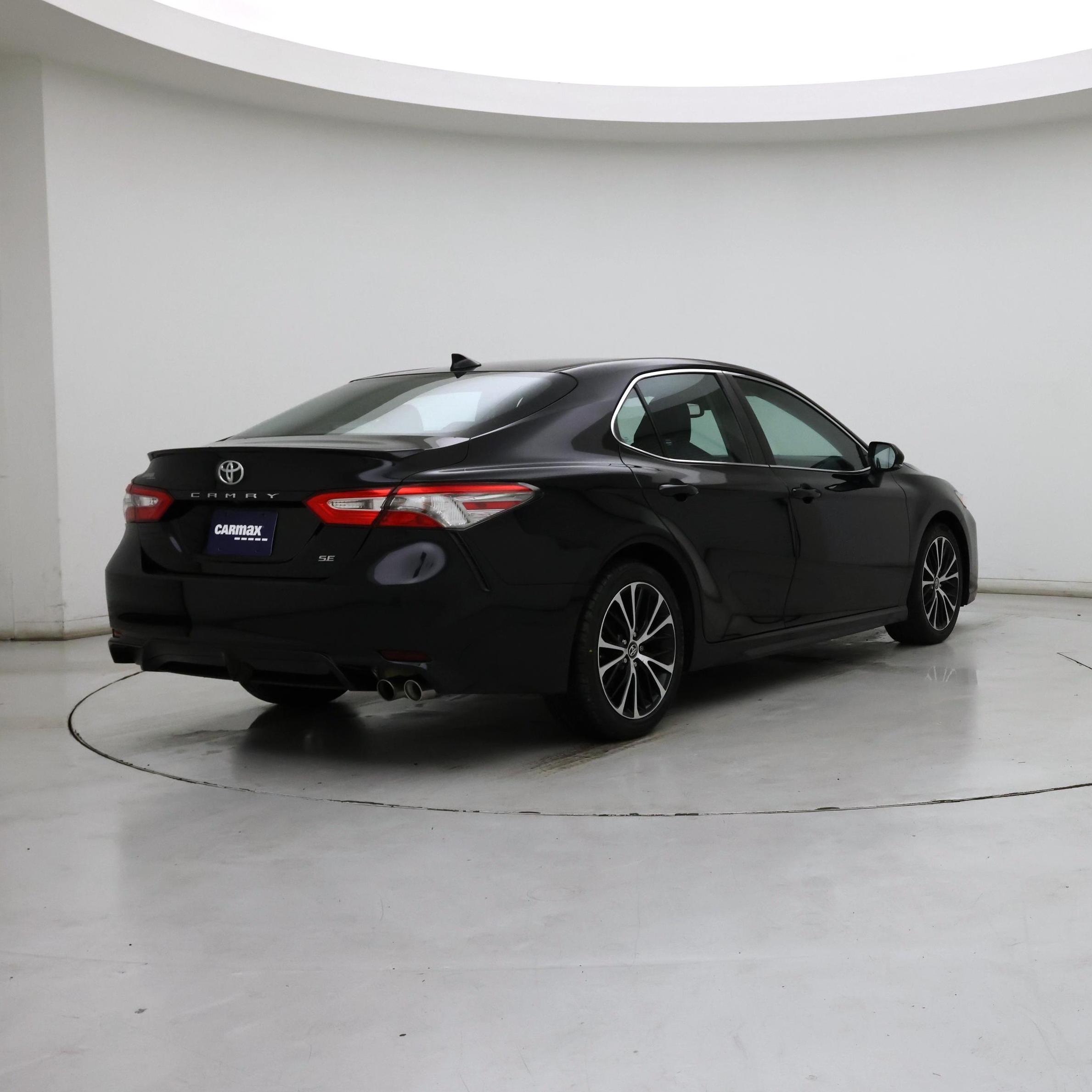 Thumbnail: 2019 Toyota Camry - 8