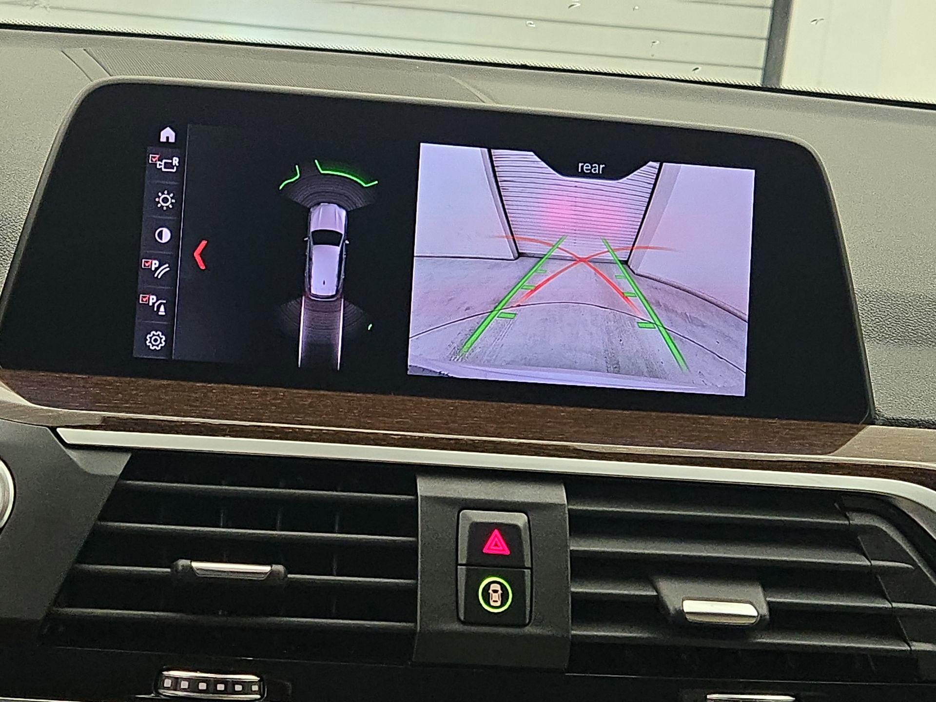 Thumbnail: 2021 BMW X3 - 15