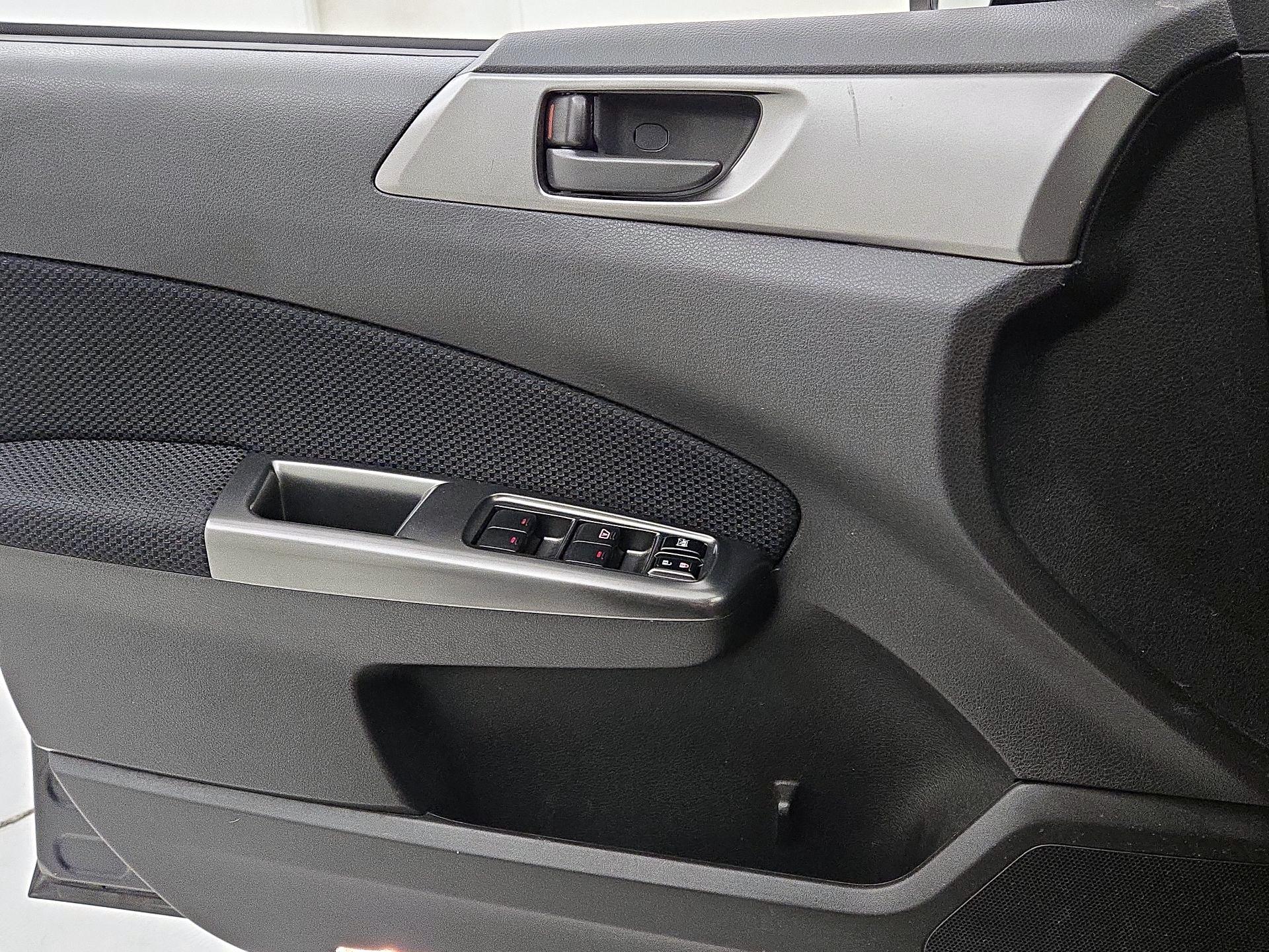 Thumbnail: 2013 Subaru Forester - 12
