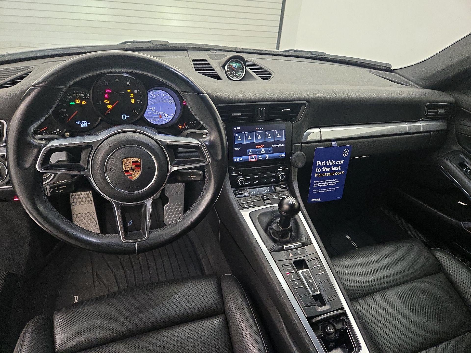 Thumbnail: 2018 Porsche 911 - 9