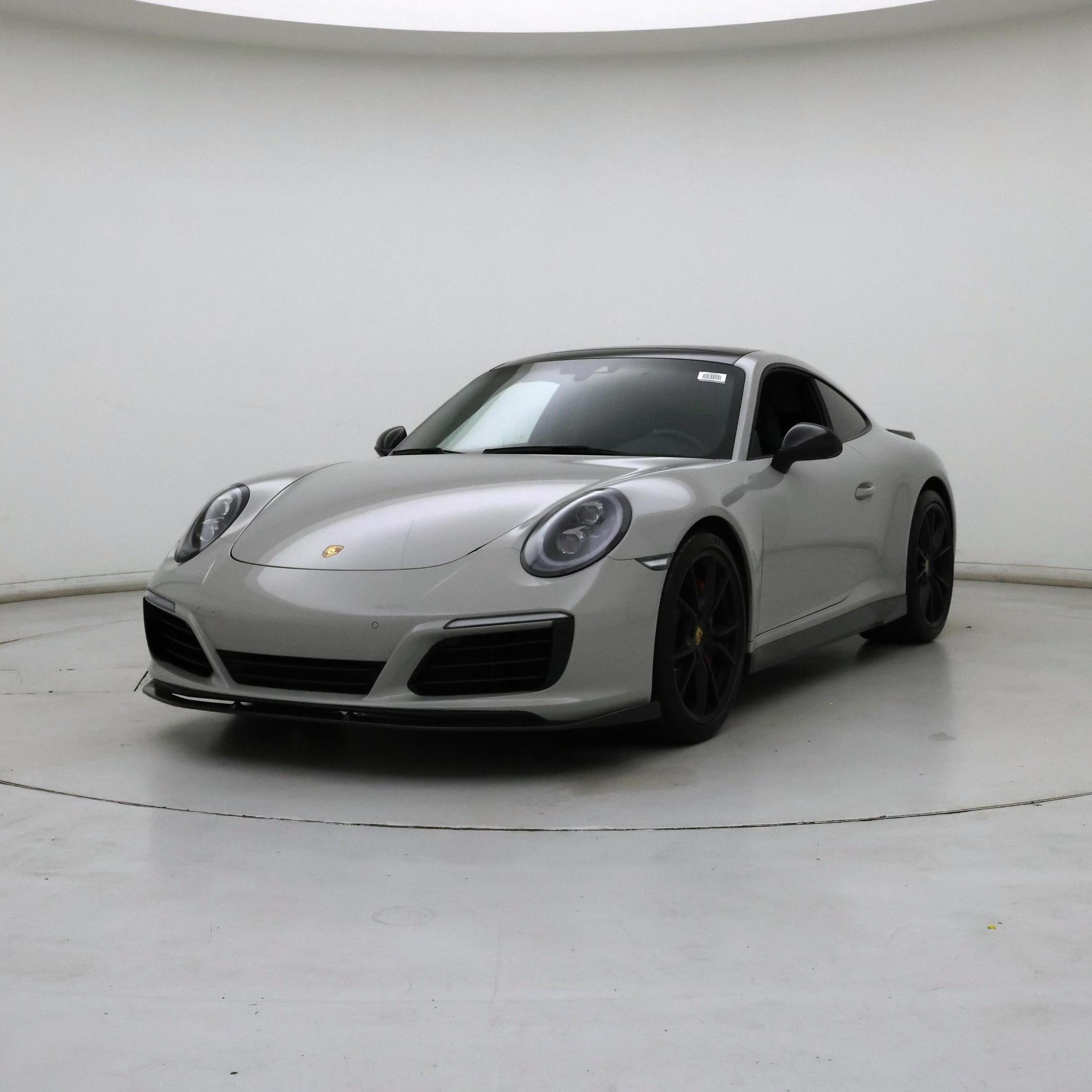 Thumbnail: 2018 Porsche 911 - 4