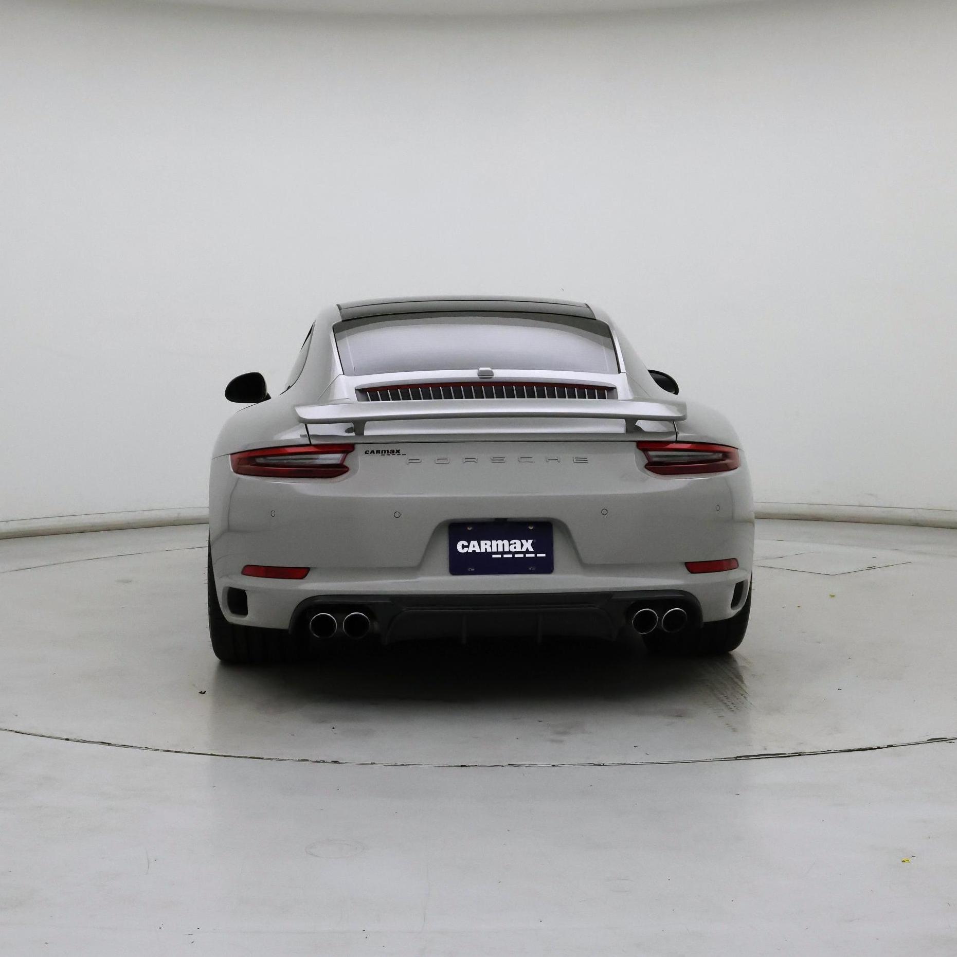 Thumbnail: 2018 Porsche 911 - 6