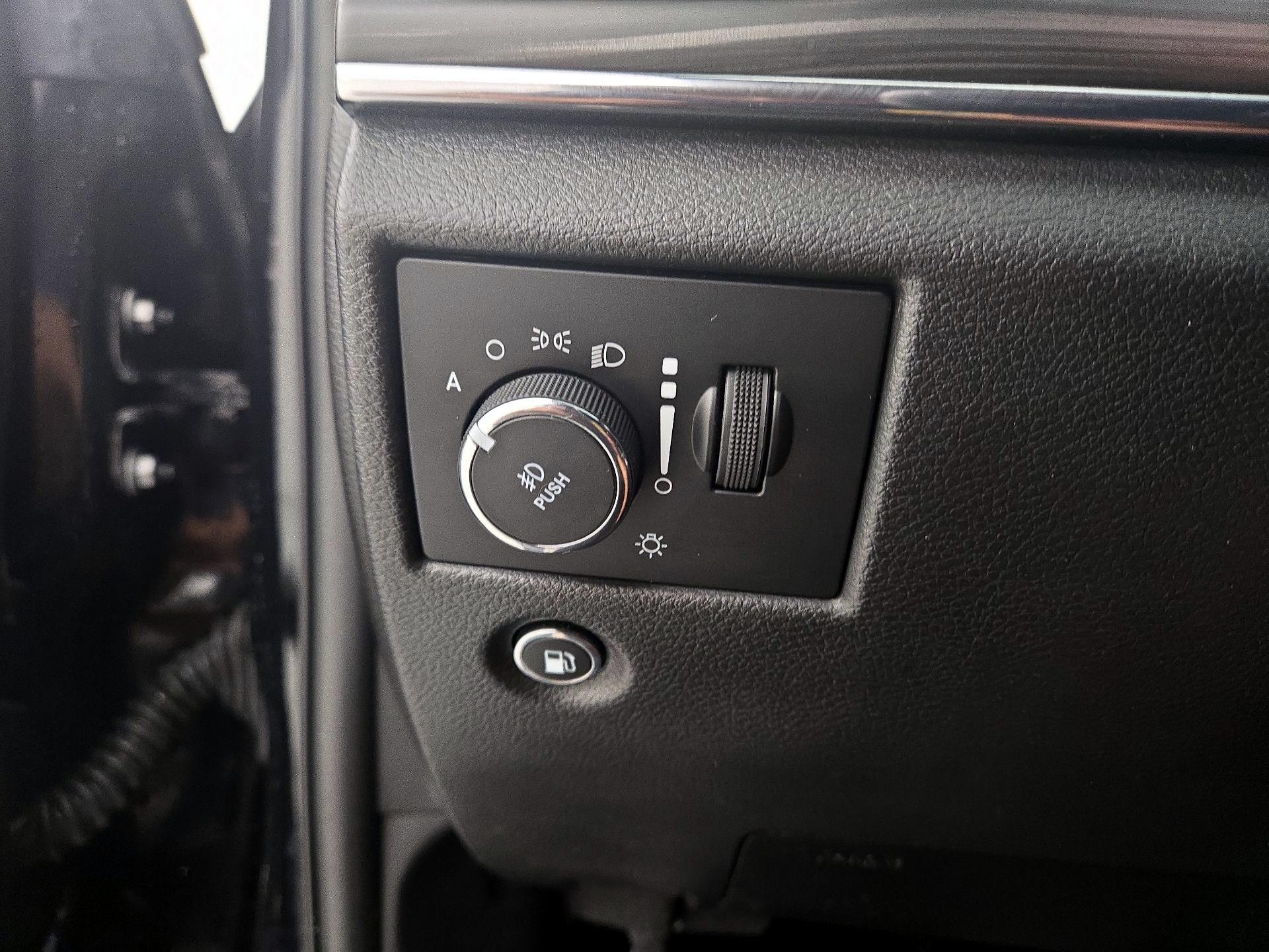 Thumbnail: 2021 Jeep Grand Cherokee - 13