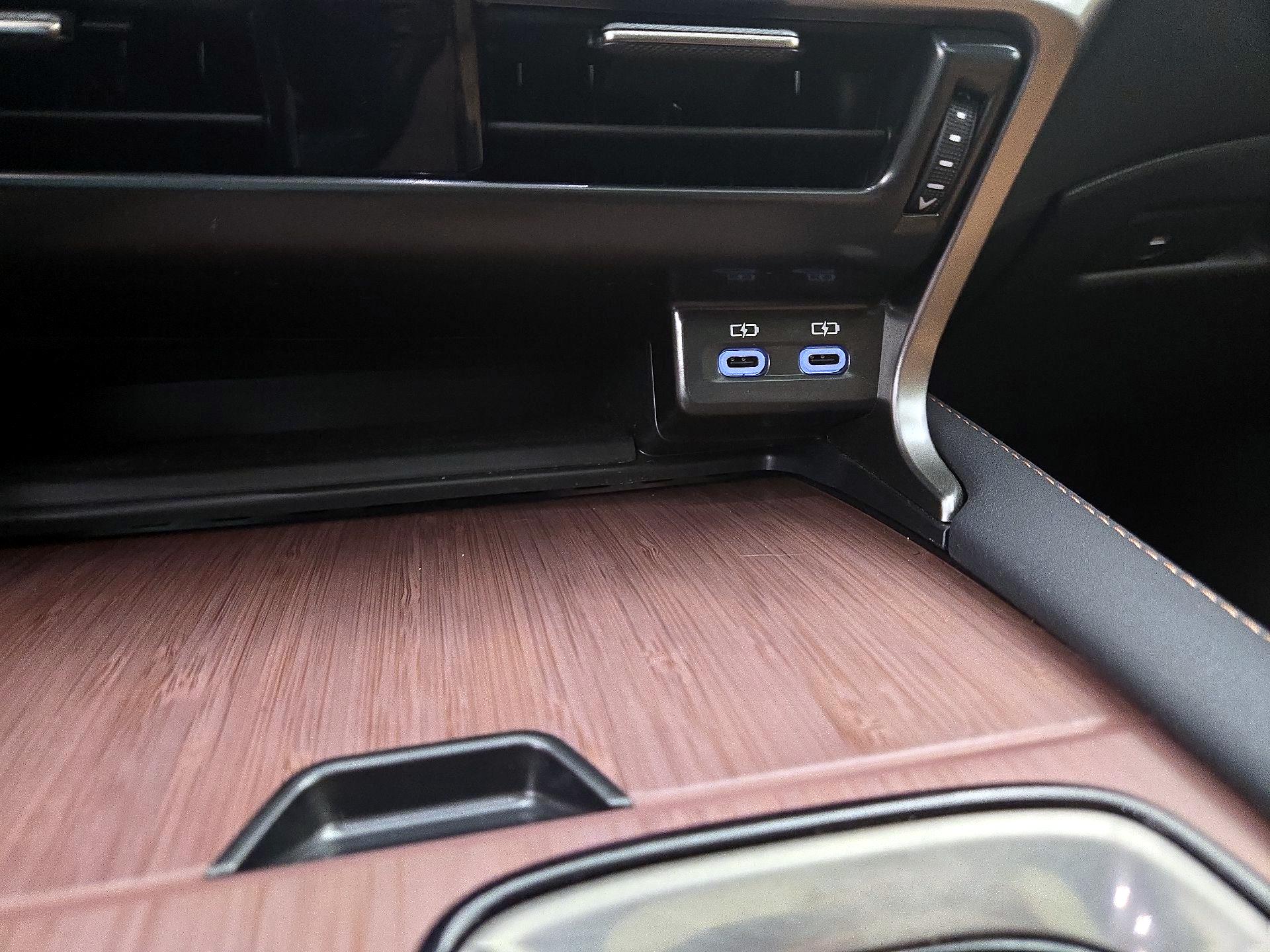 Thumbnail: 2024 Lexus RX - 18