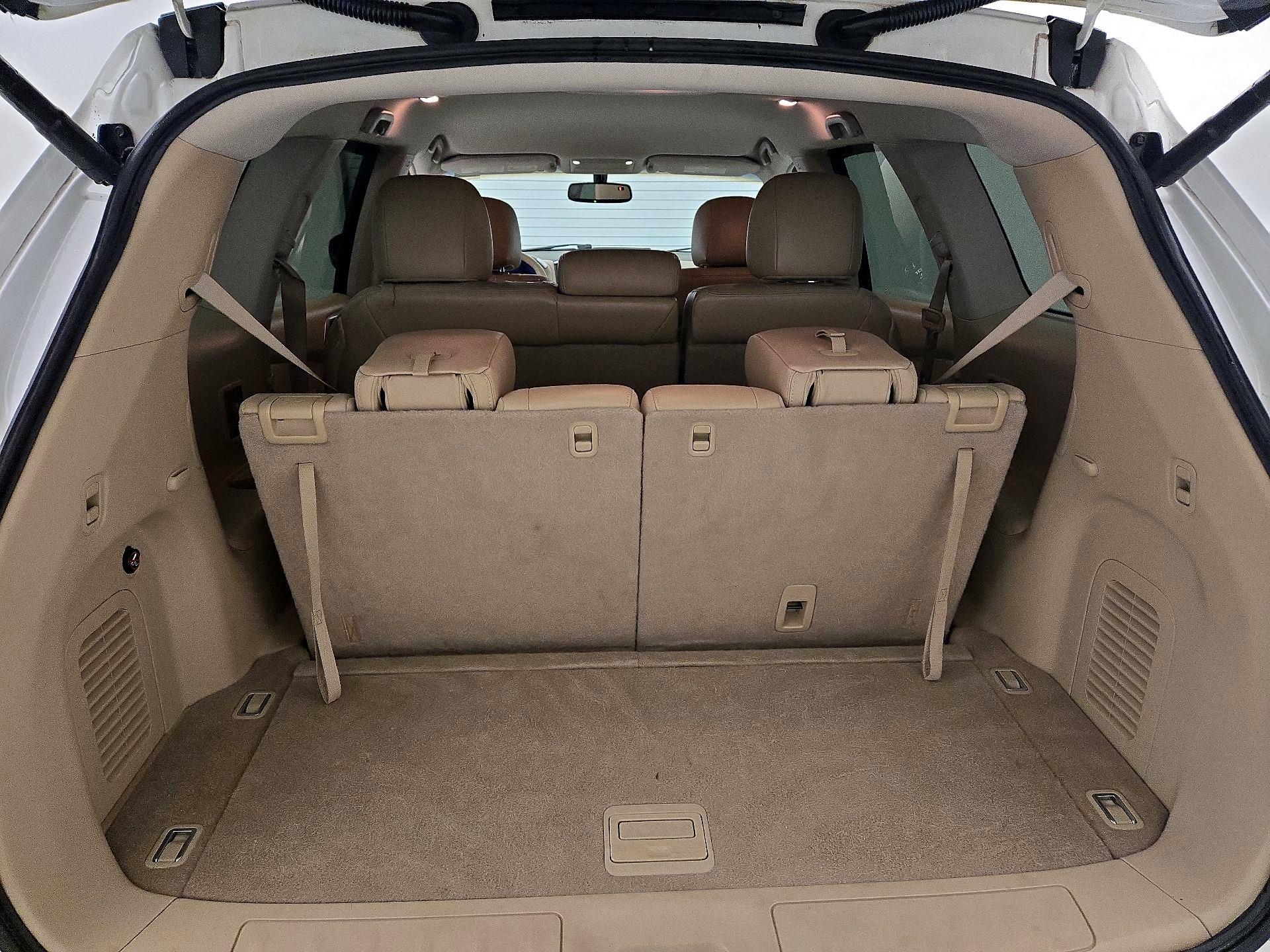 Thumbnail: 2013 Nissan Pathfinder - 19