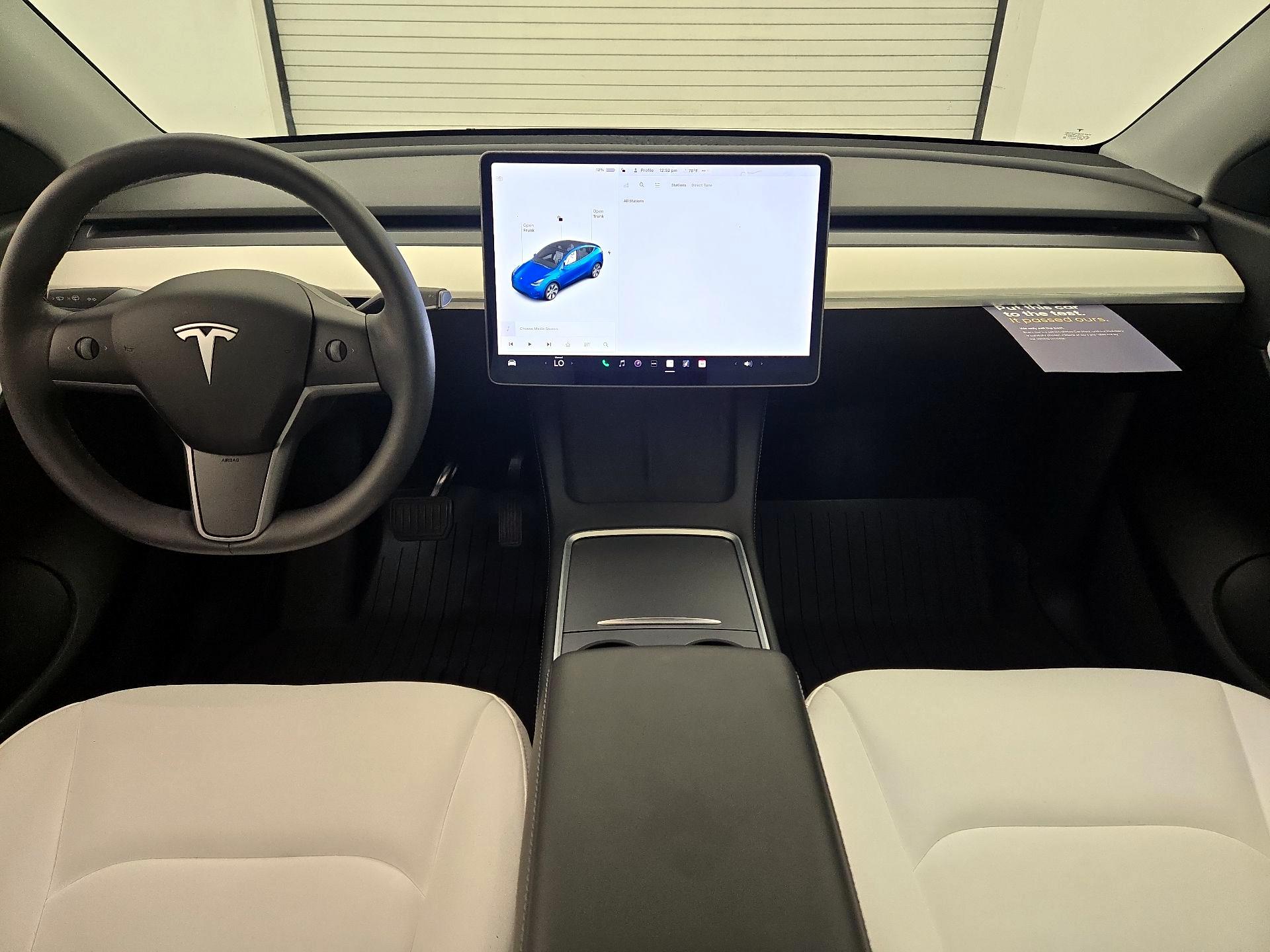 Thumbnail: 2022 Tesla Model Y - 9