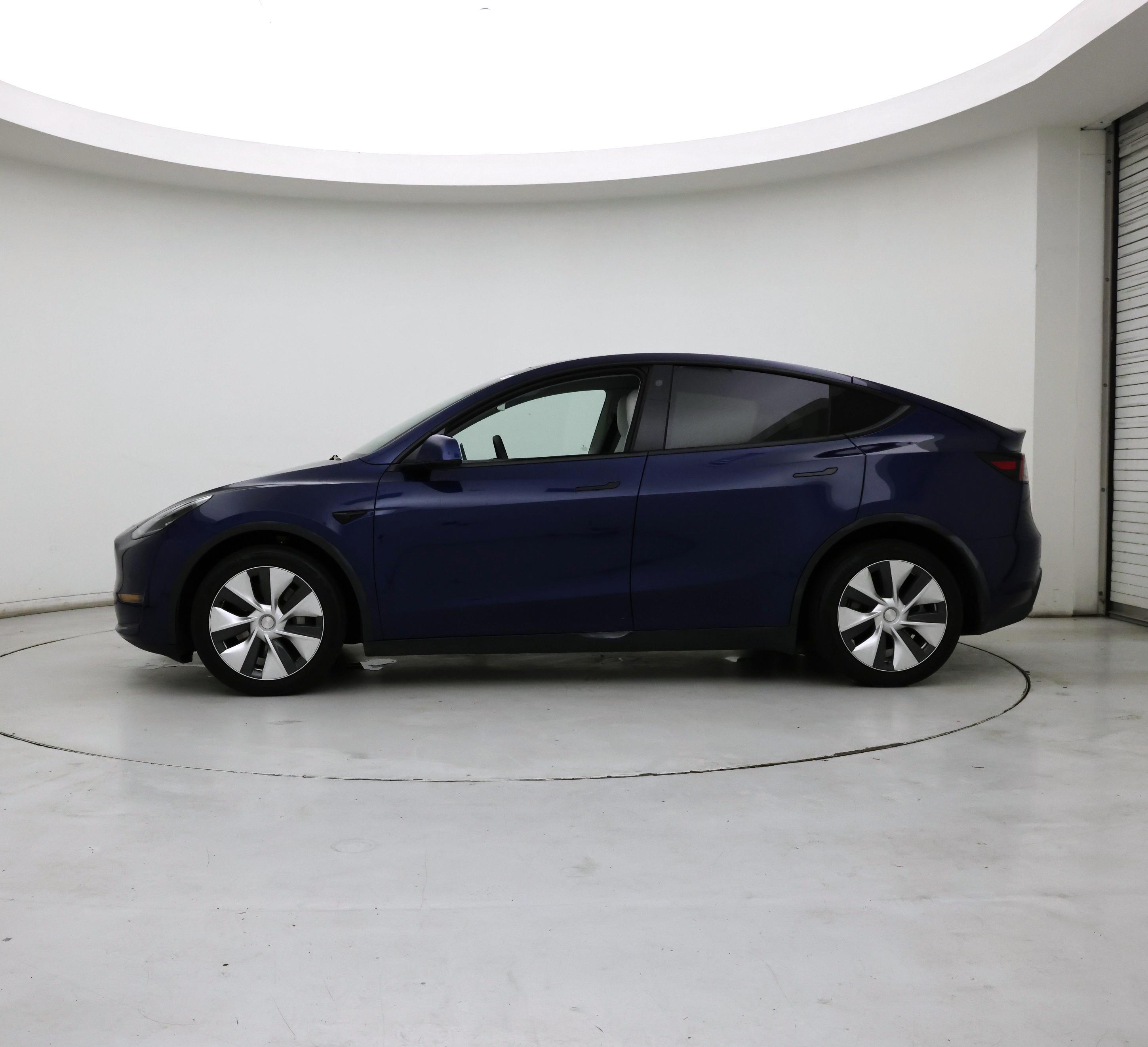 Thumbnail: 2022 Tesla Model Y - 3