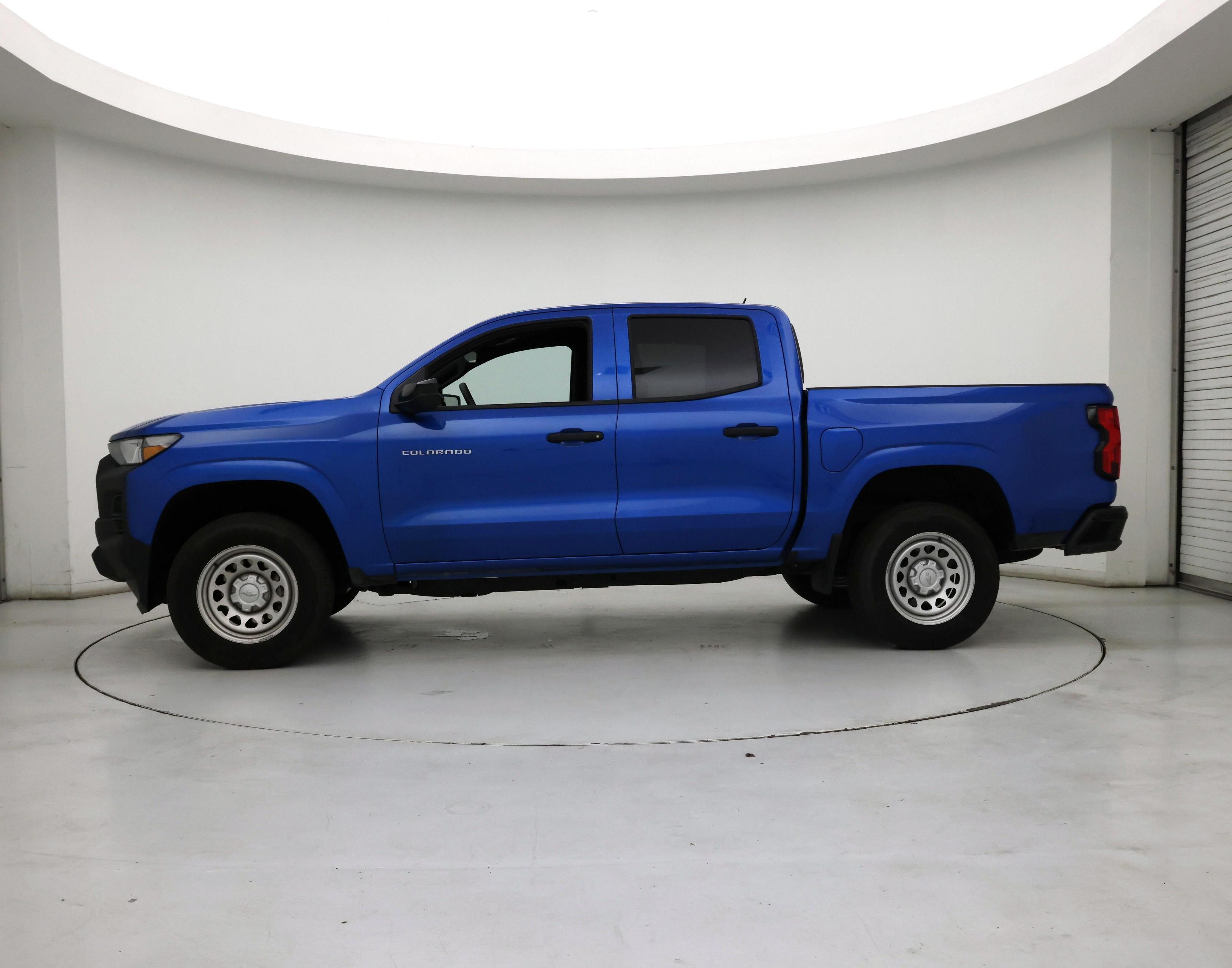 Thumbnail: 2024 Chevrolet Colorado - 3