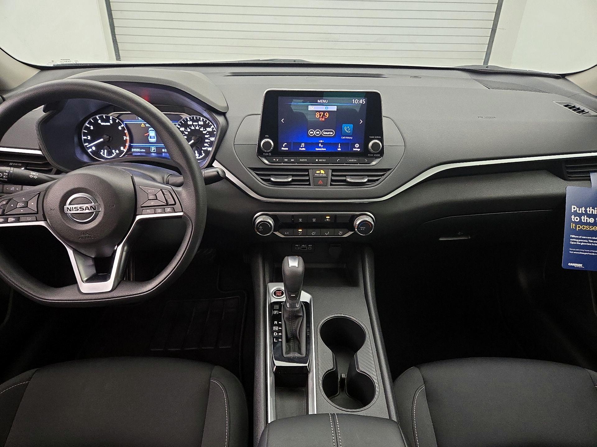 Thumbnail: 2020 Nissan Altima - 9