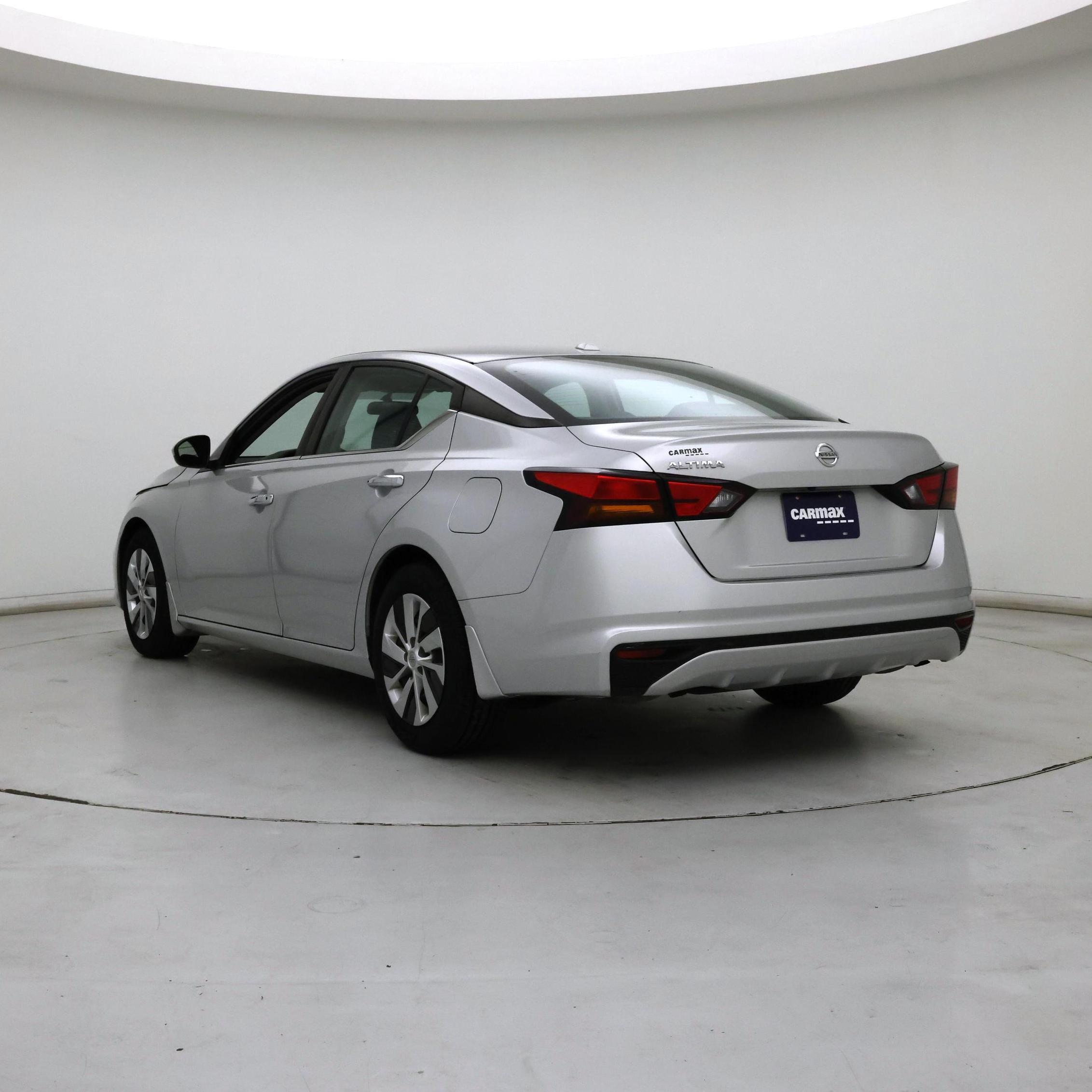 Thumbnail: 2020 Nissan Altima - 2