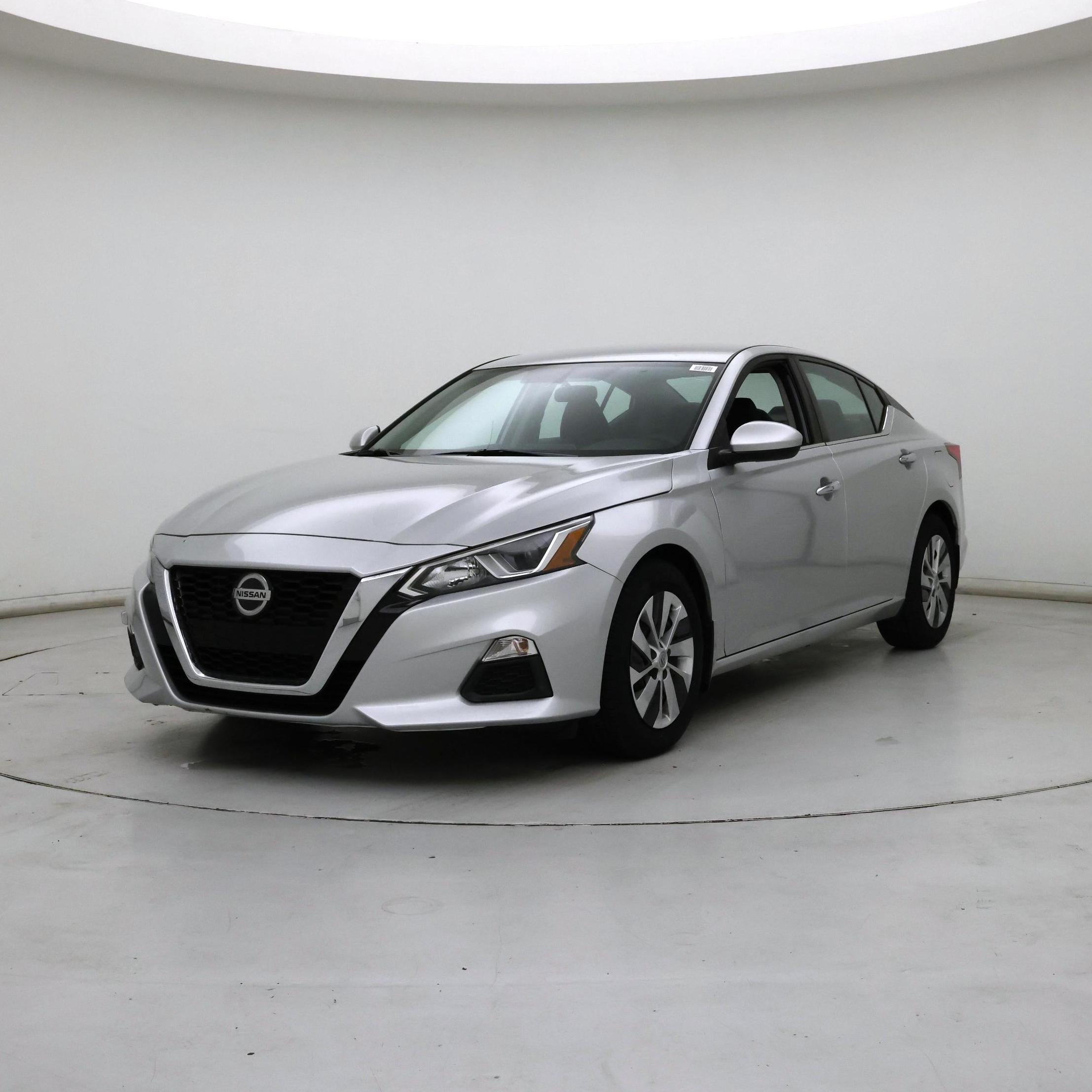 Thumbnail: 2020 Nissan Altima - 4