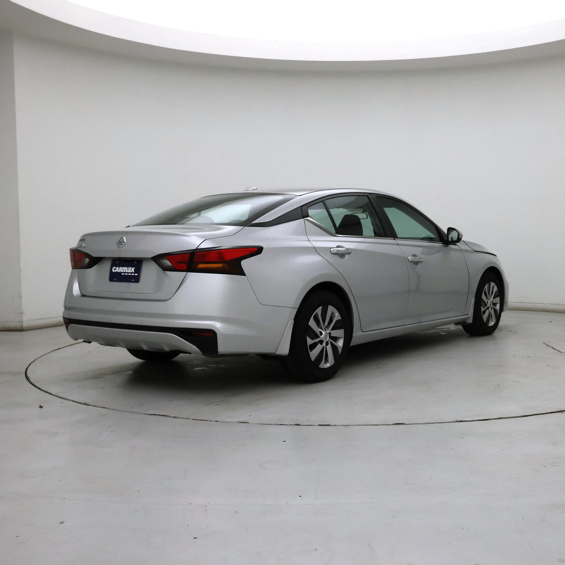 Thumbnail: 2020 Nissan Altima - 8