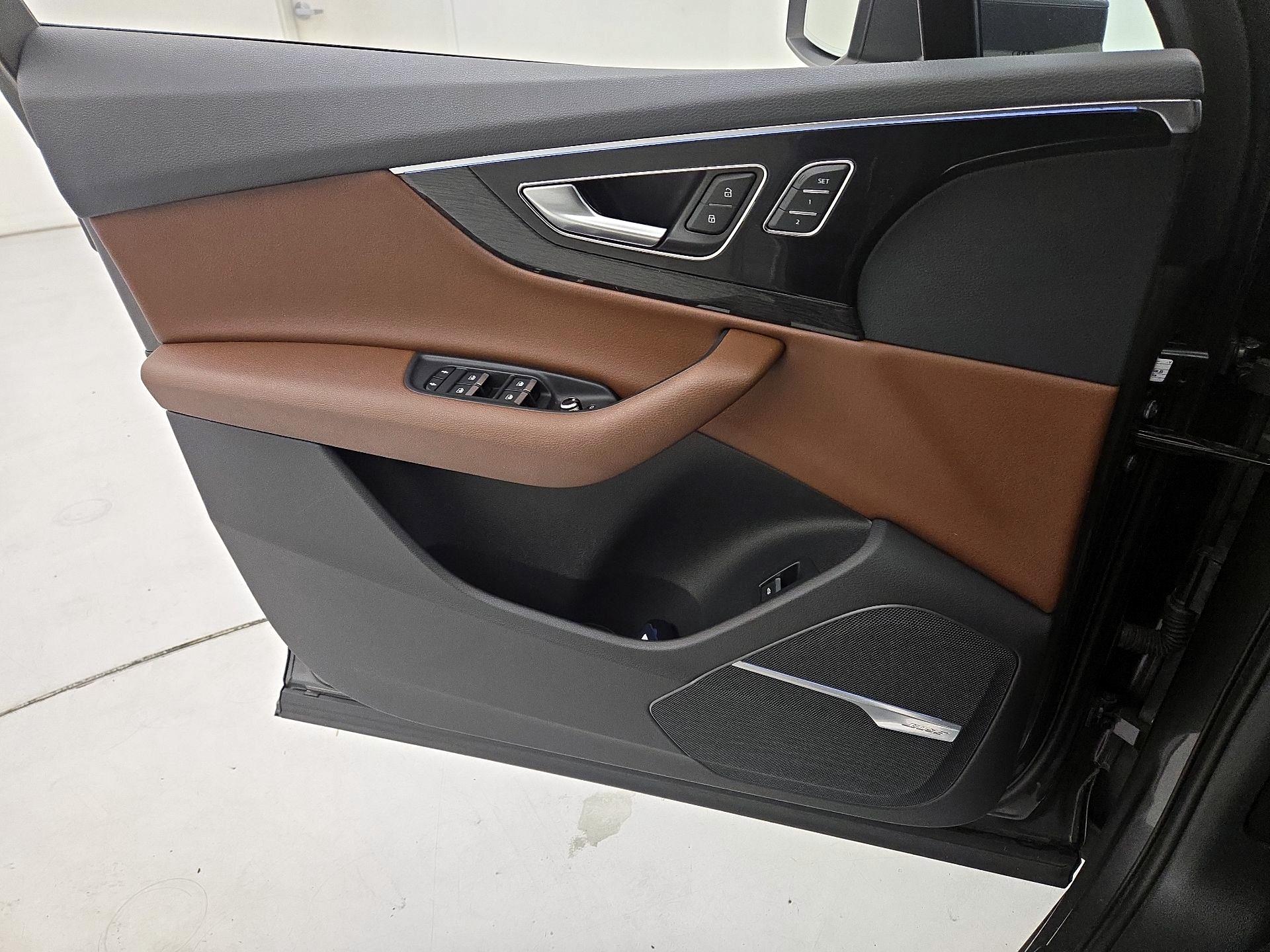 Thumbnail: 2019 Audi Q7 - 12