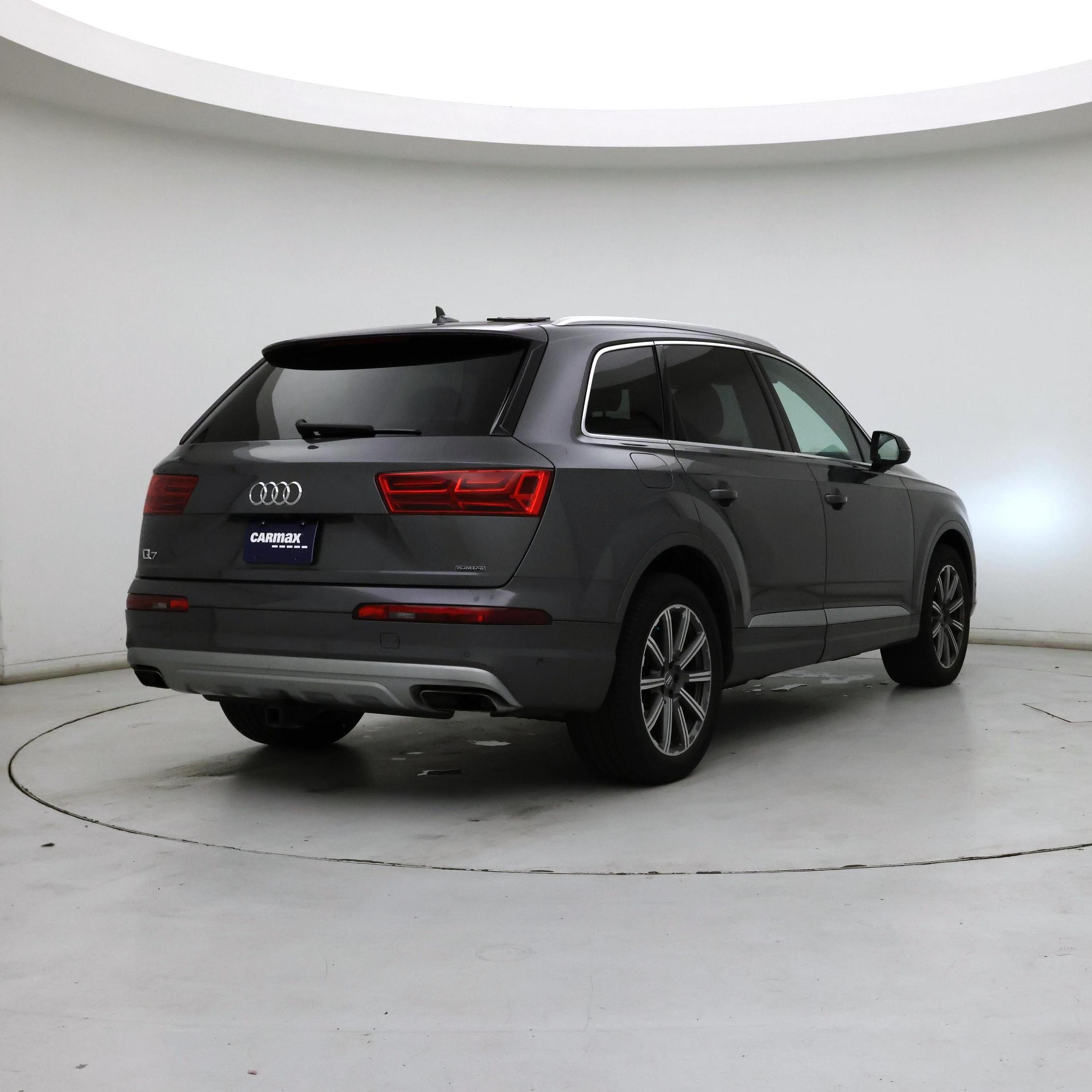 Thumbnail: 2019 Audi Q7 - 8