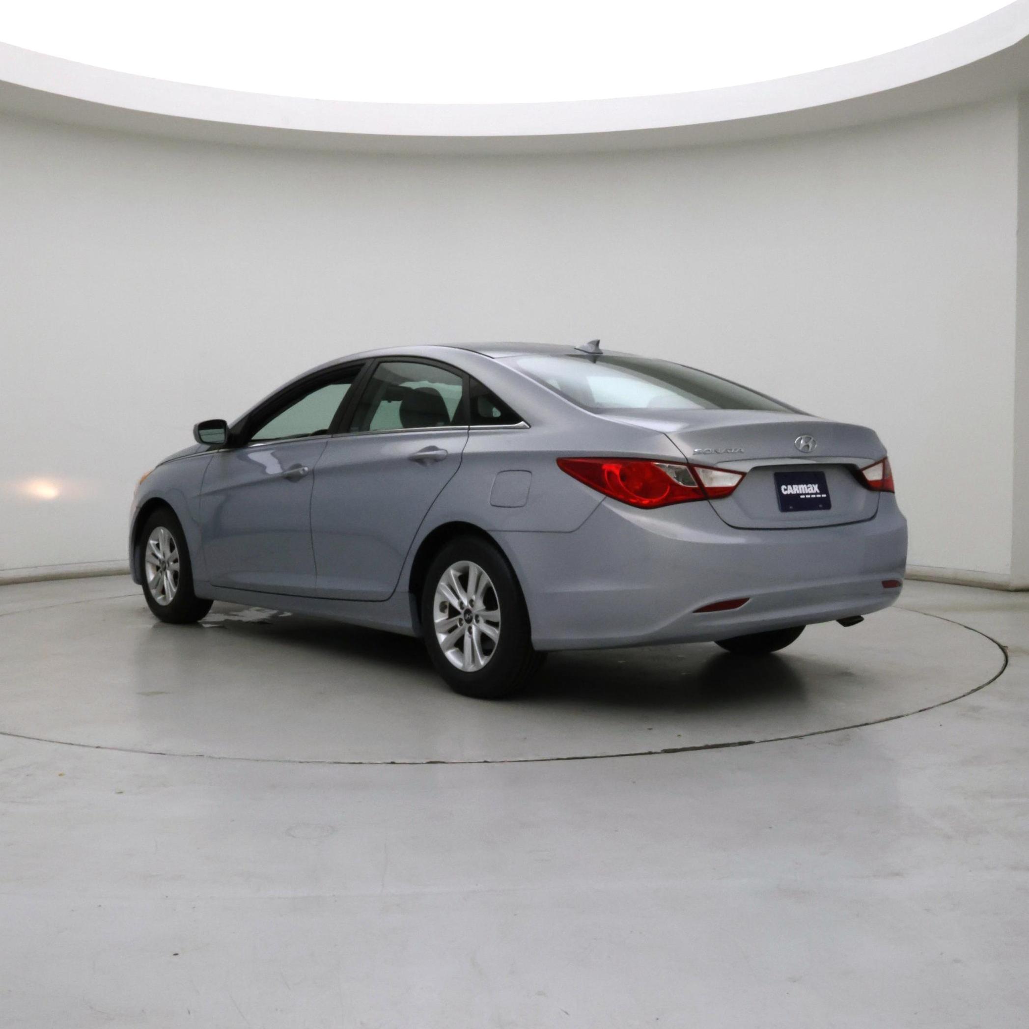 Thumbnail: 2013 Hyundai Sonata - 2