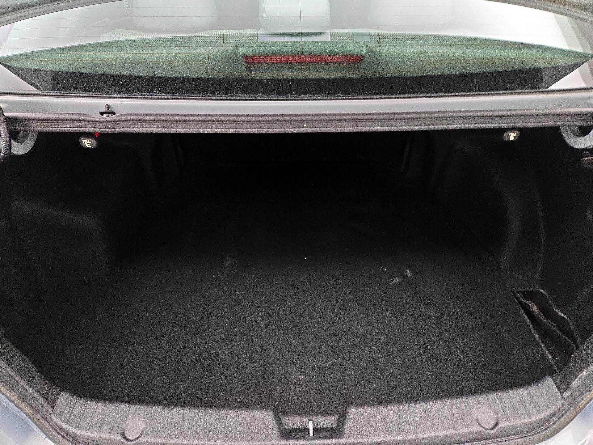 Thumbnail: 2013 Hyundai Sonata - 19