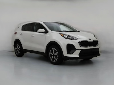 White 2022 Kia Sportage LX