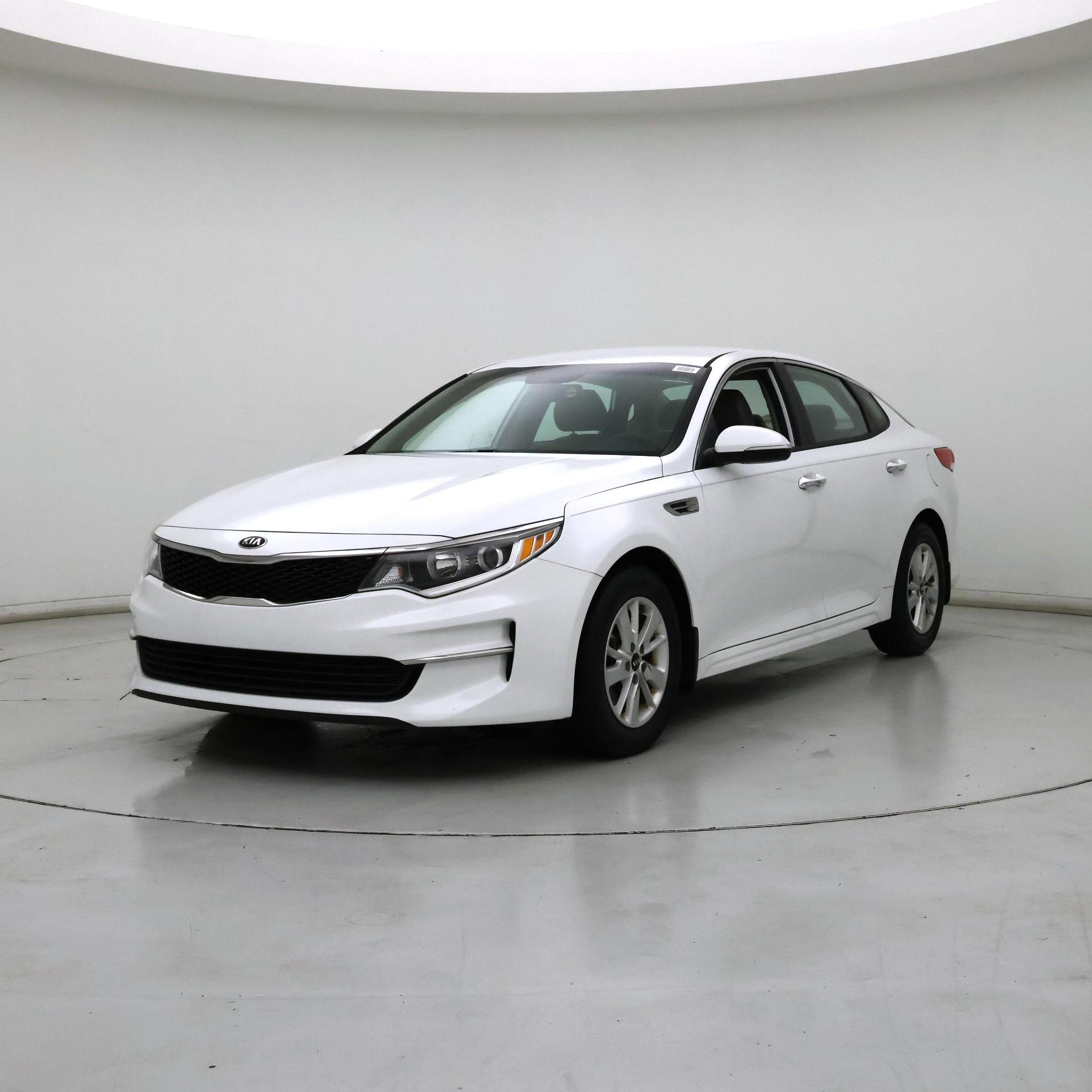Thumbnail: 2017 Kia Optima - 4