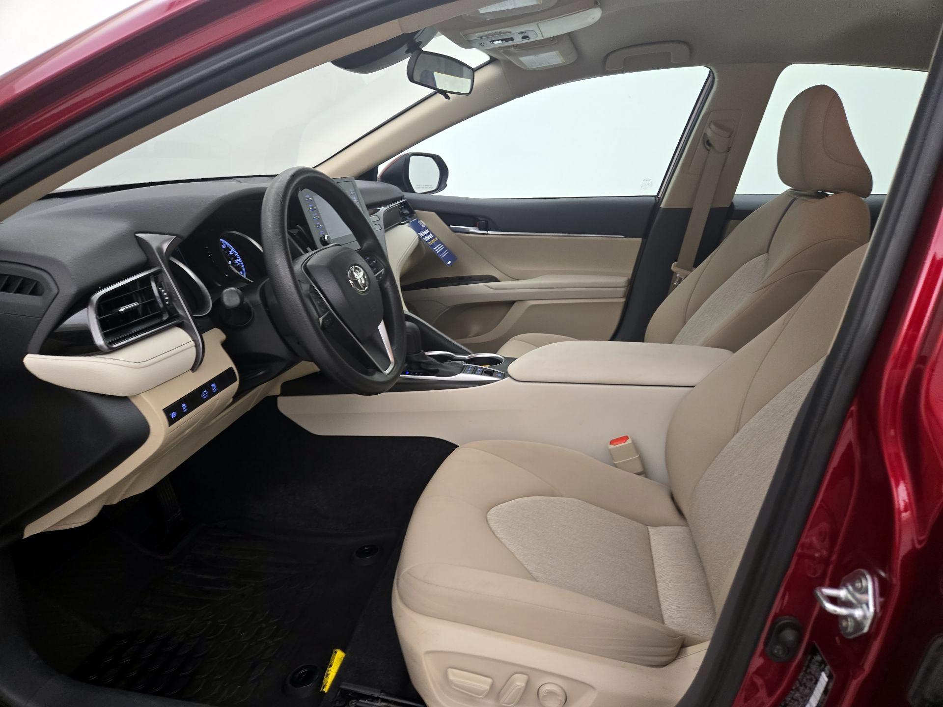 Thumbnail: 2021 Toyota Camry - 11