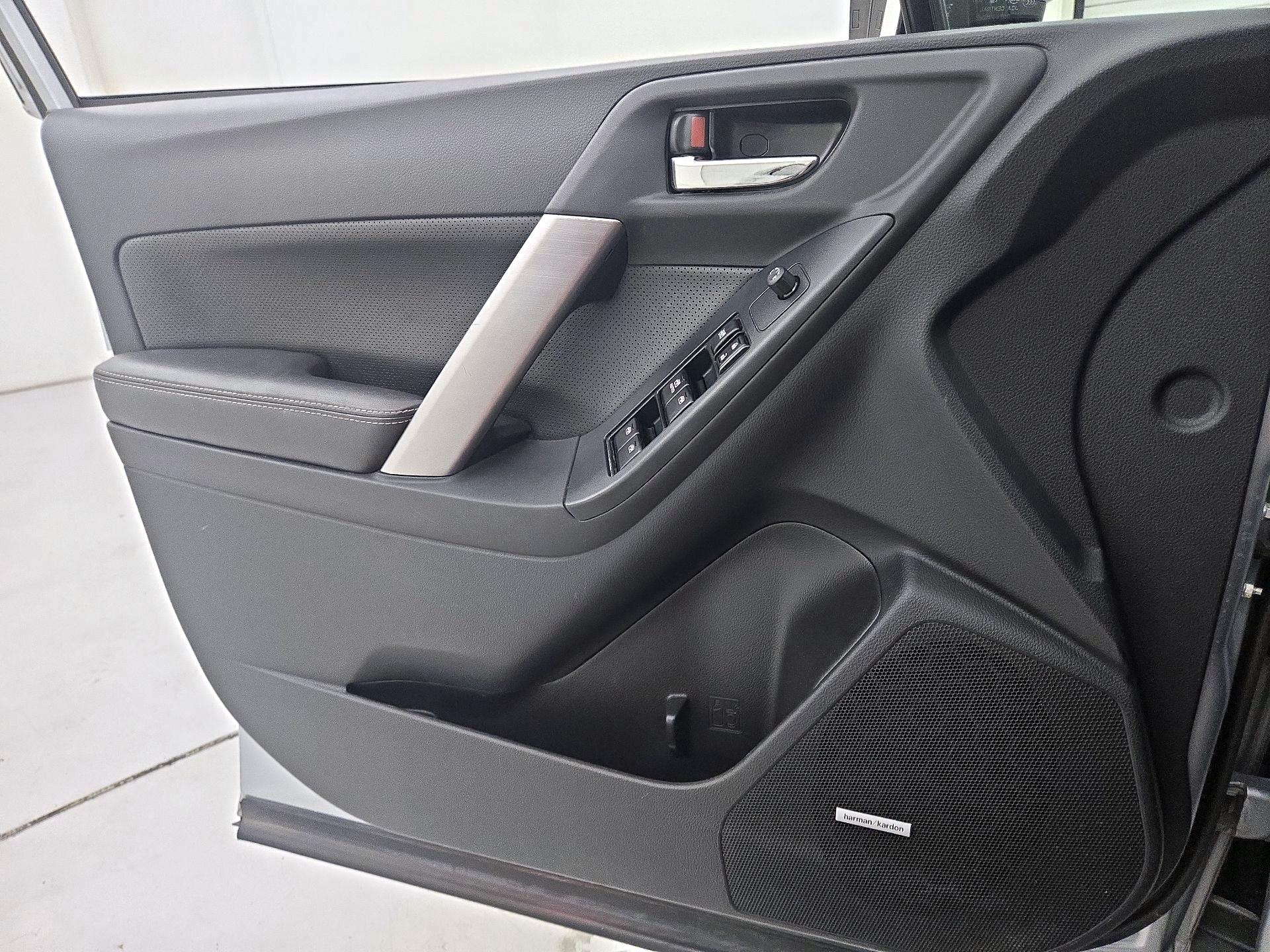 Thumbnail: 2015 Subaru Forester - 12
