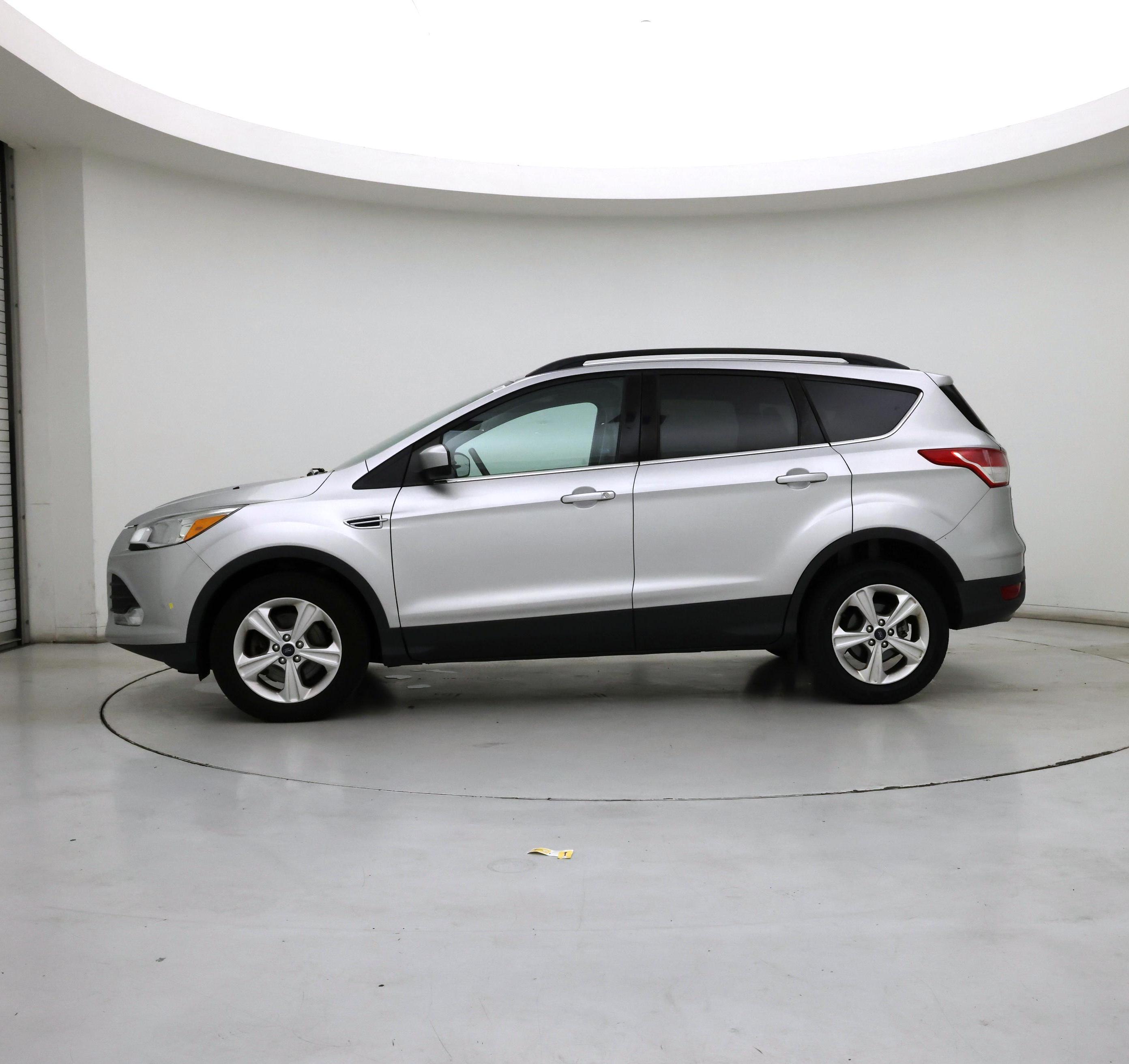 Thumbnail: 2016 Ford Escape - 3