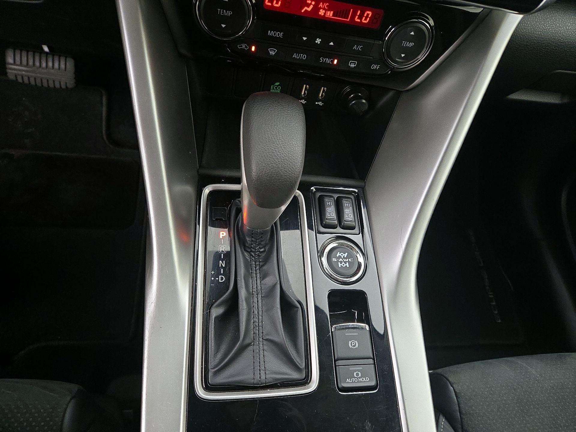 Thumbnail: 2024 Mitsubishi Eclipse Cross - 16