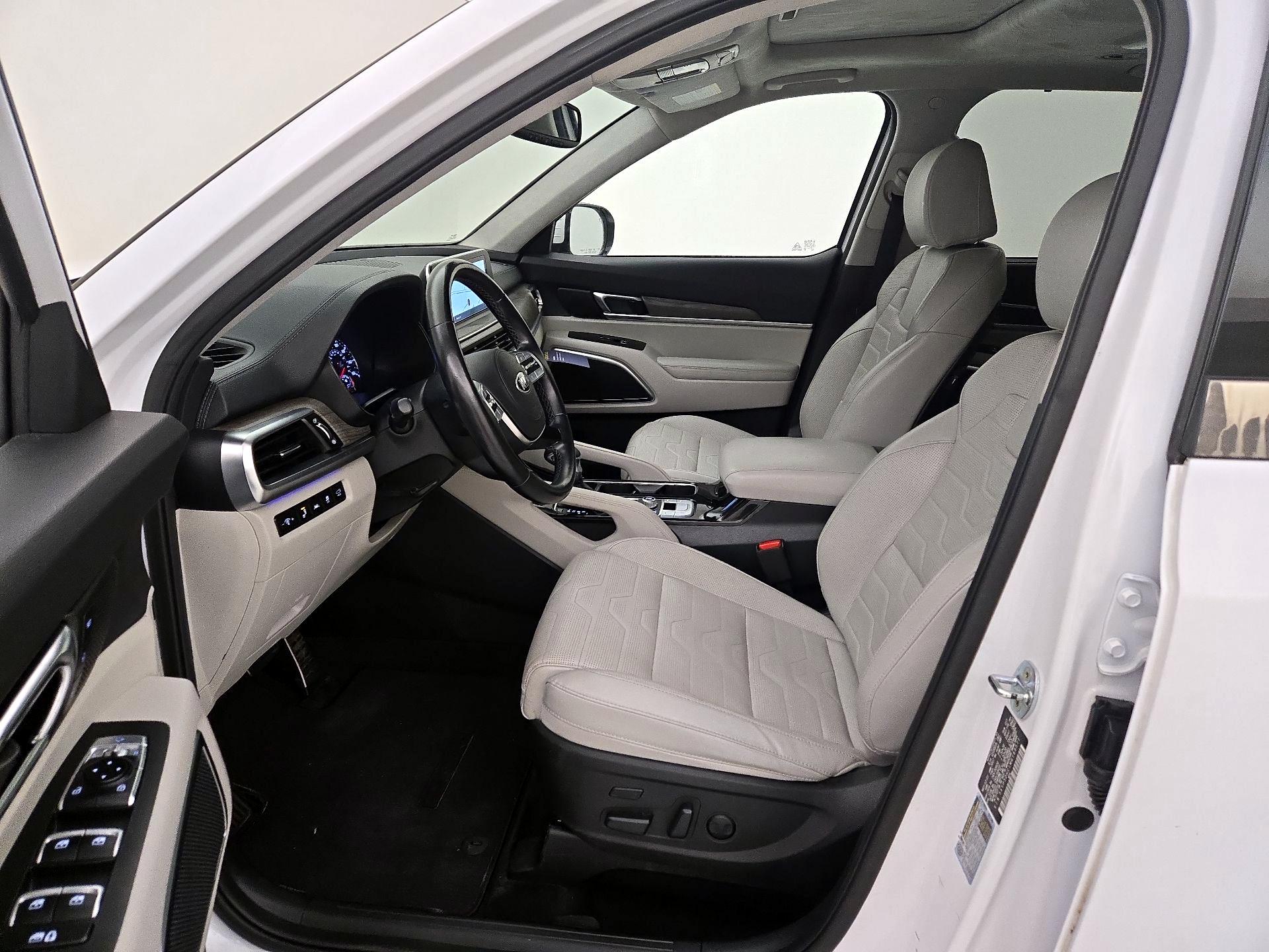Thumbnail: 2021 Kia Telluride - 11