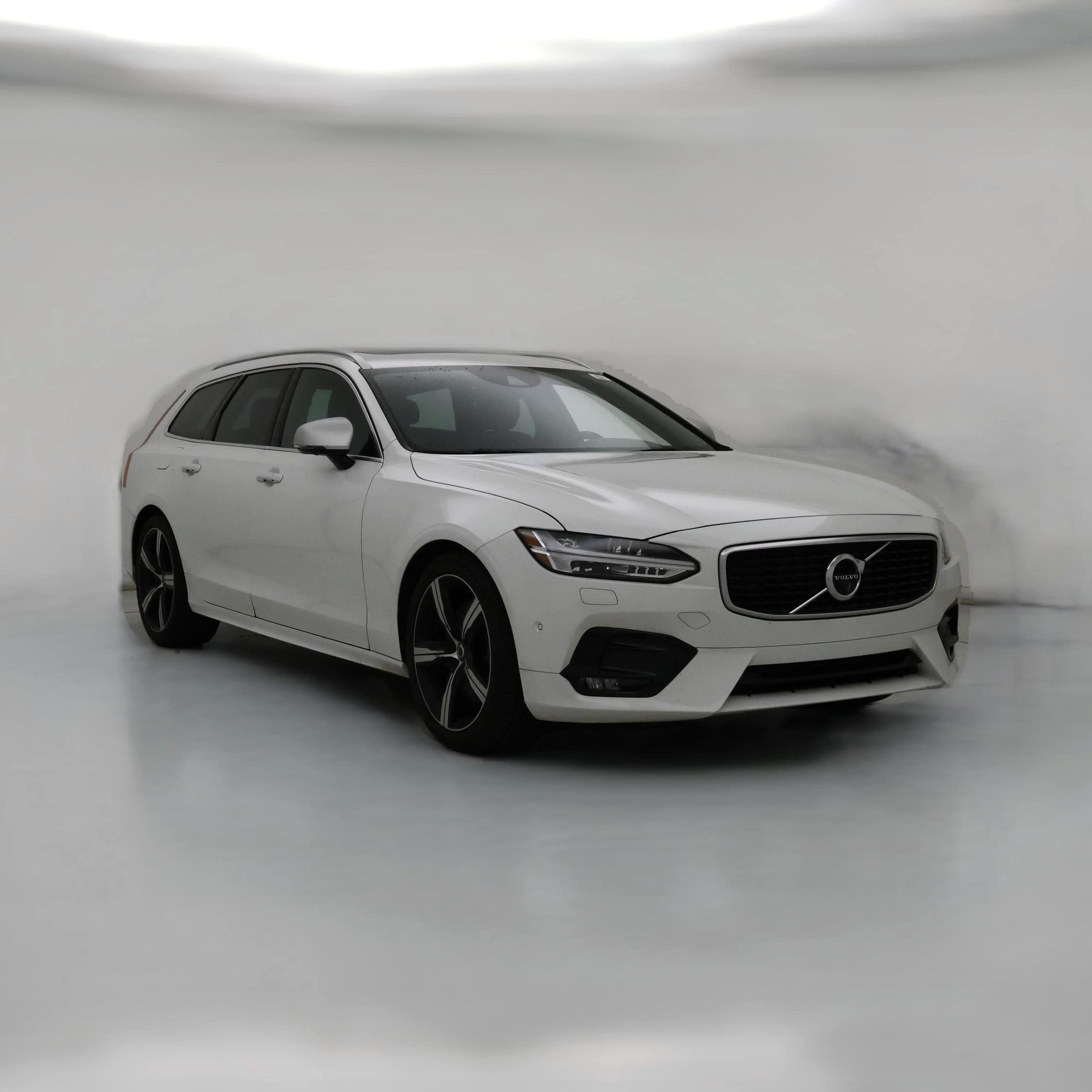 Thumbnail: 2019 Volvo V90 - 1