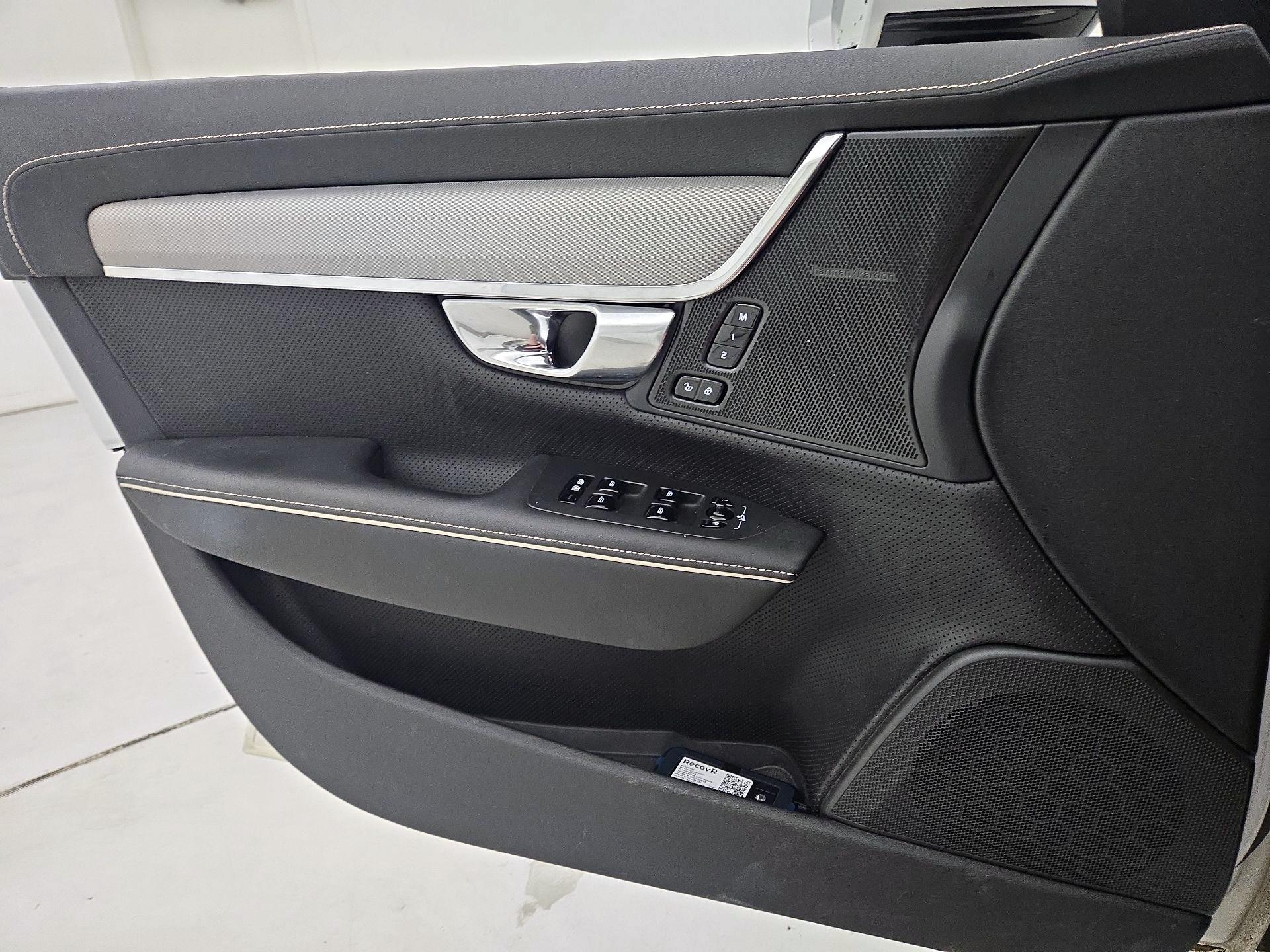 Thumbnail: 2019 Volvo V90 - 12