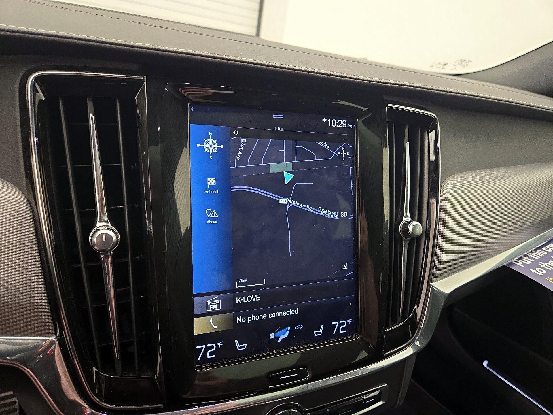 Thumbnail: 2019 Volvo V90 - 14