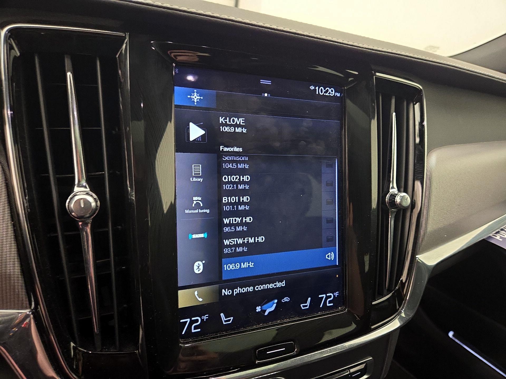 Thumbnail: 2019 Volvo V90 - 16