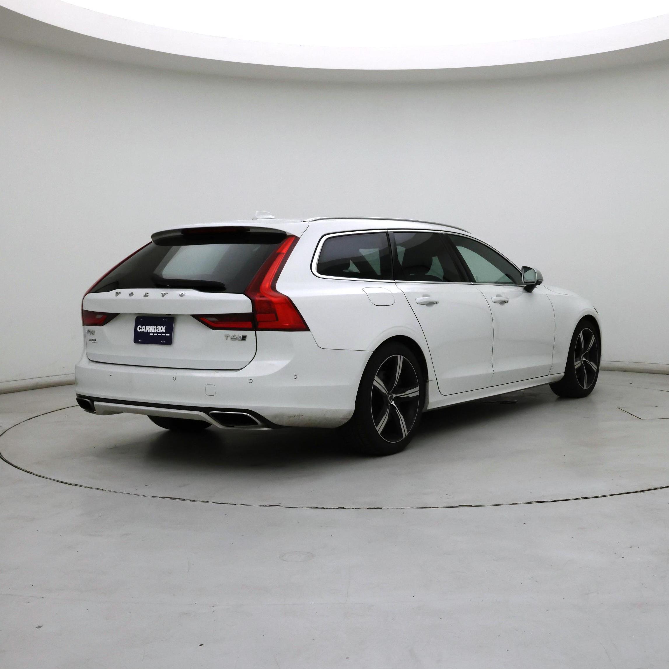 Thumbnail: 2019 Volvo V90 - 8
