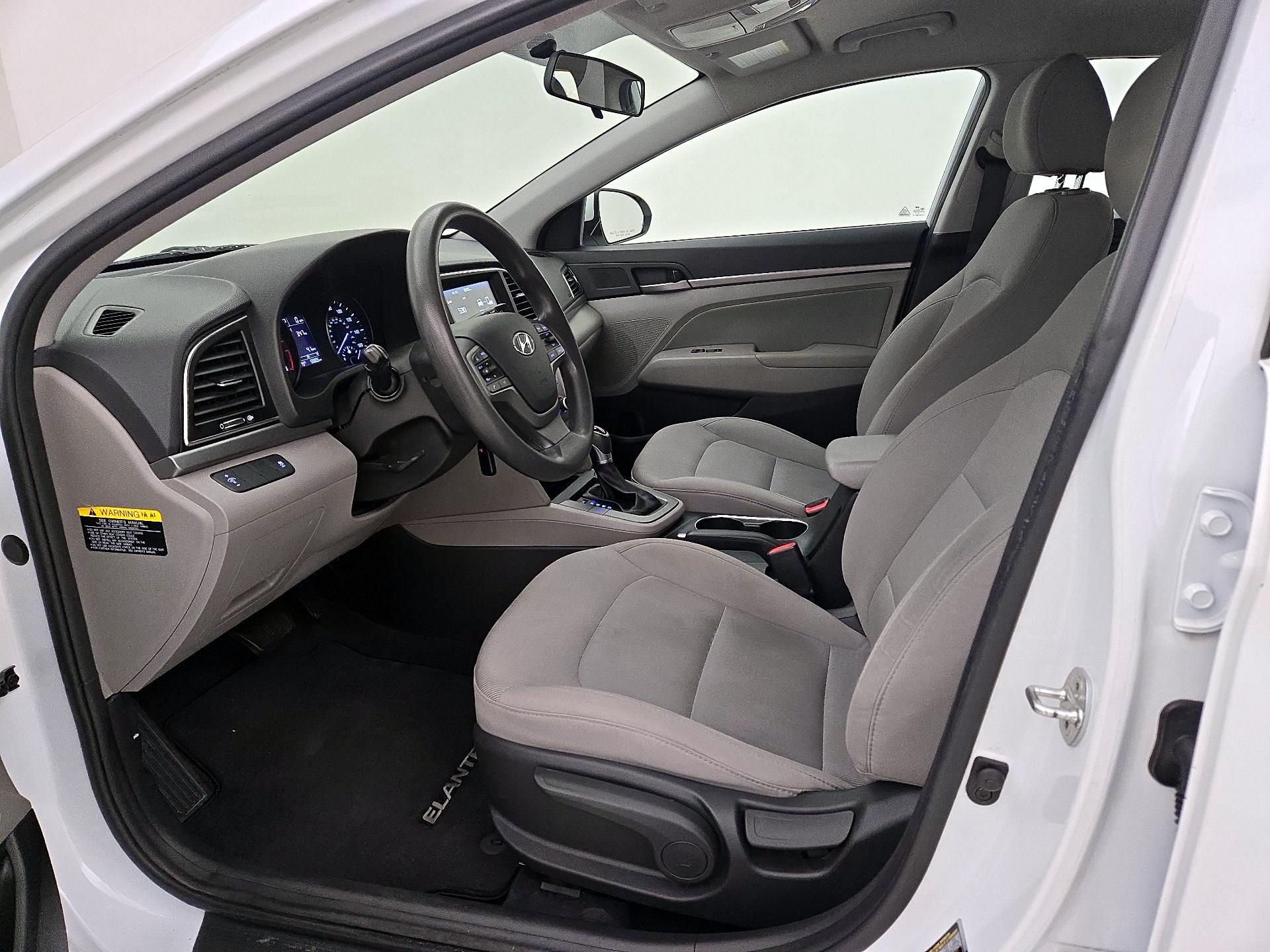 Thumbnail: 2017 Hyundai Elantra - 11