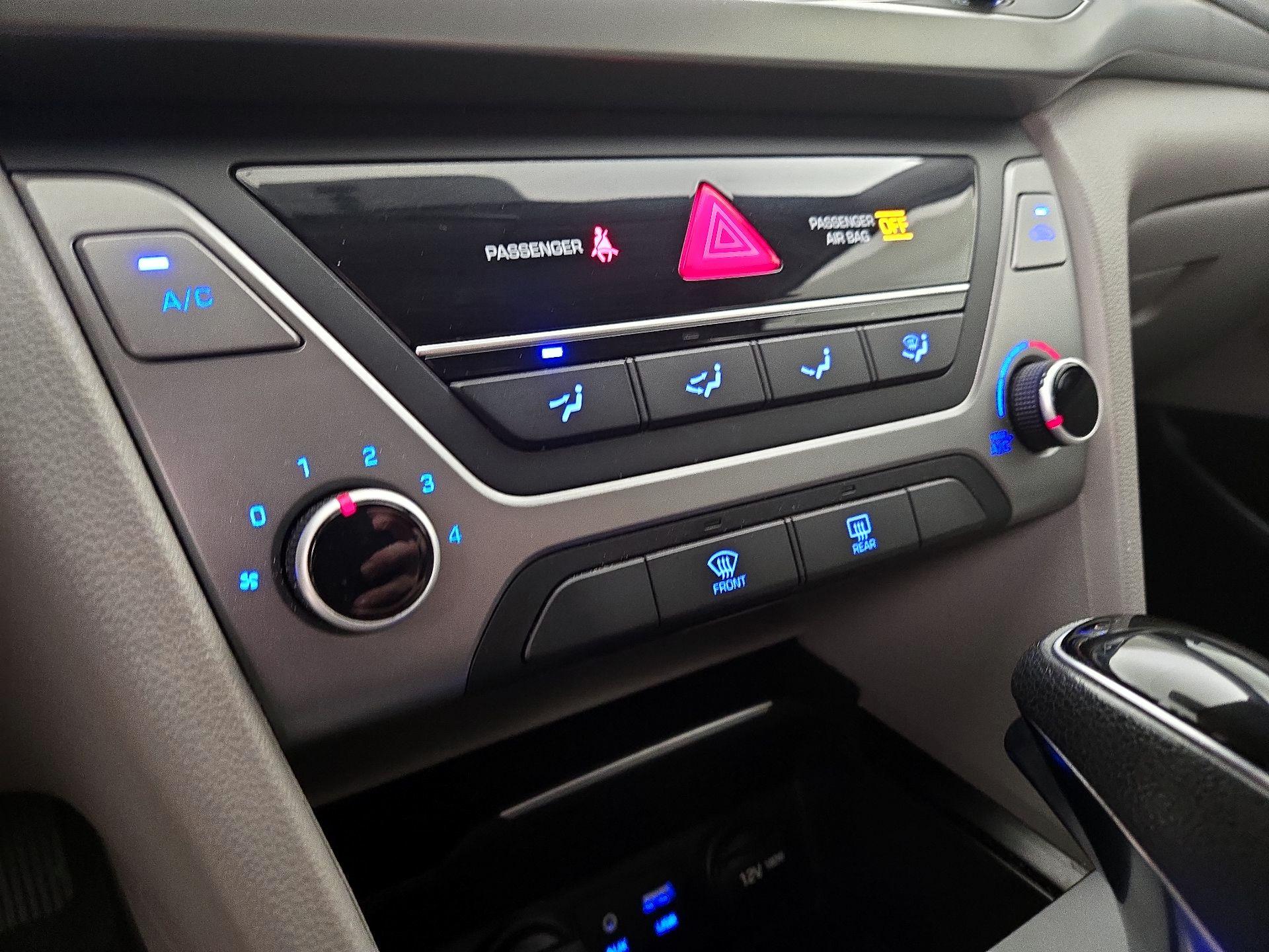 Thumbnail: 2017 Hyundai Elantra - 16