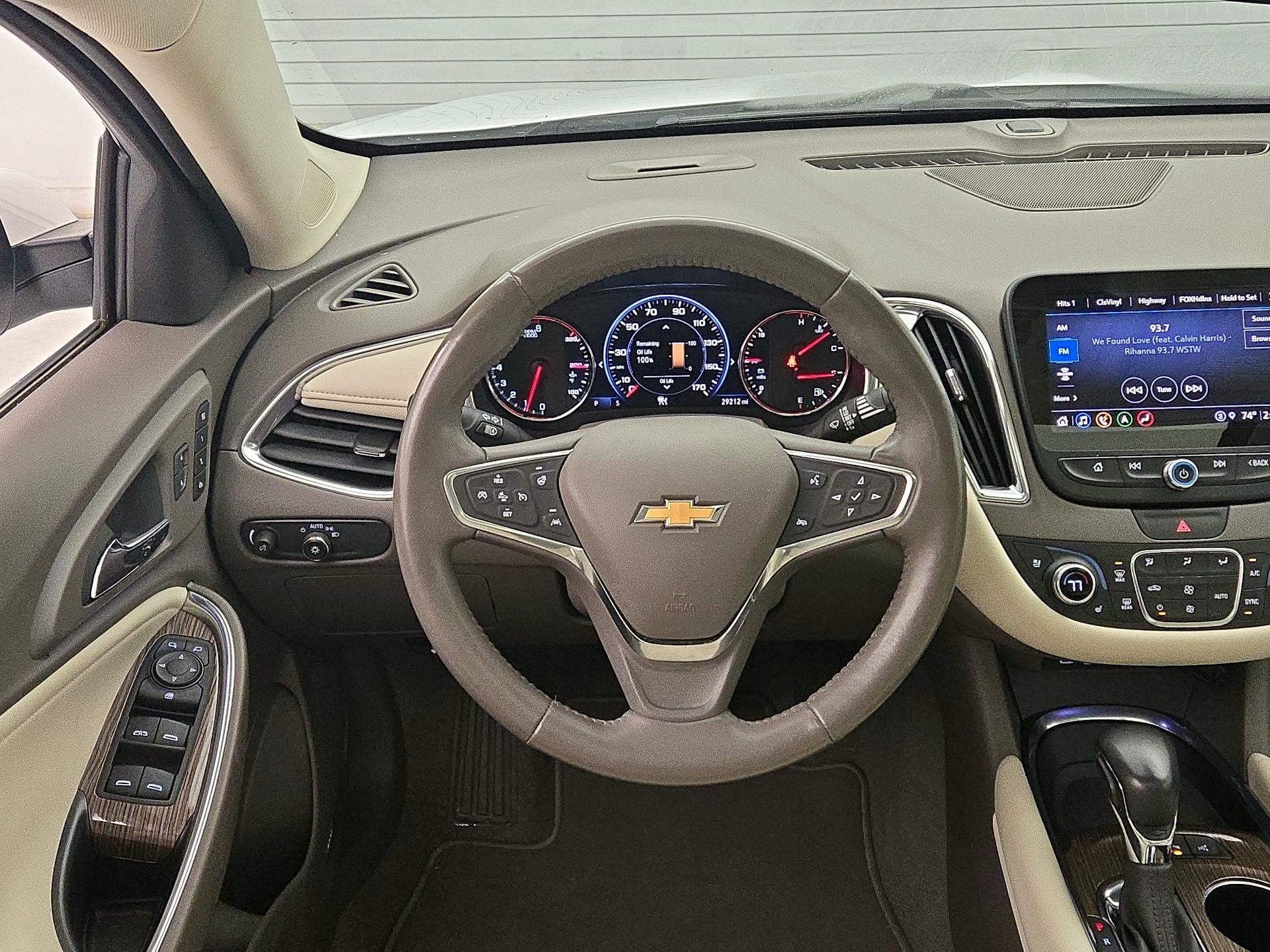 Thumbnail: 2021 Chevrolet Malibu - 10