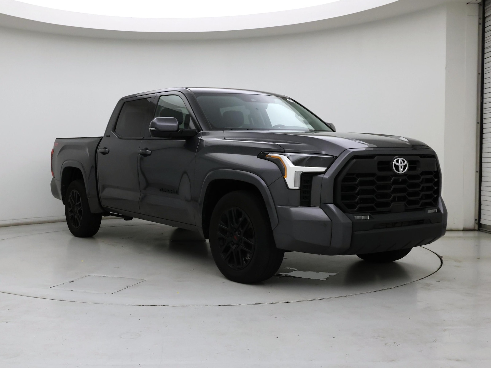 Image 2 of 2022 Toyota Tundra SR5