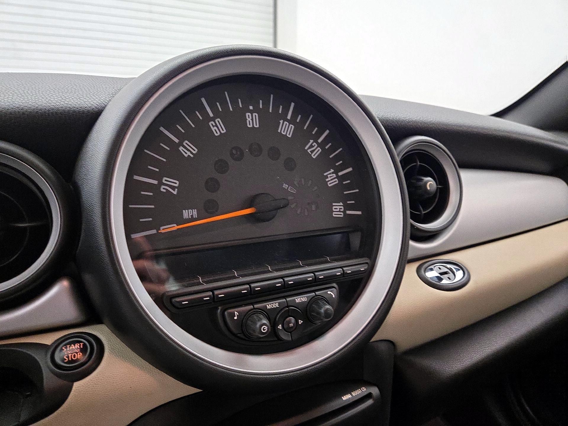 Thumbnail: 2015 MINI Cooper Roadster - 13
