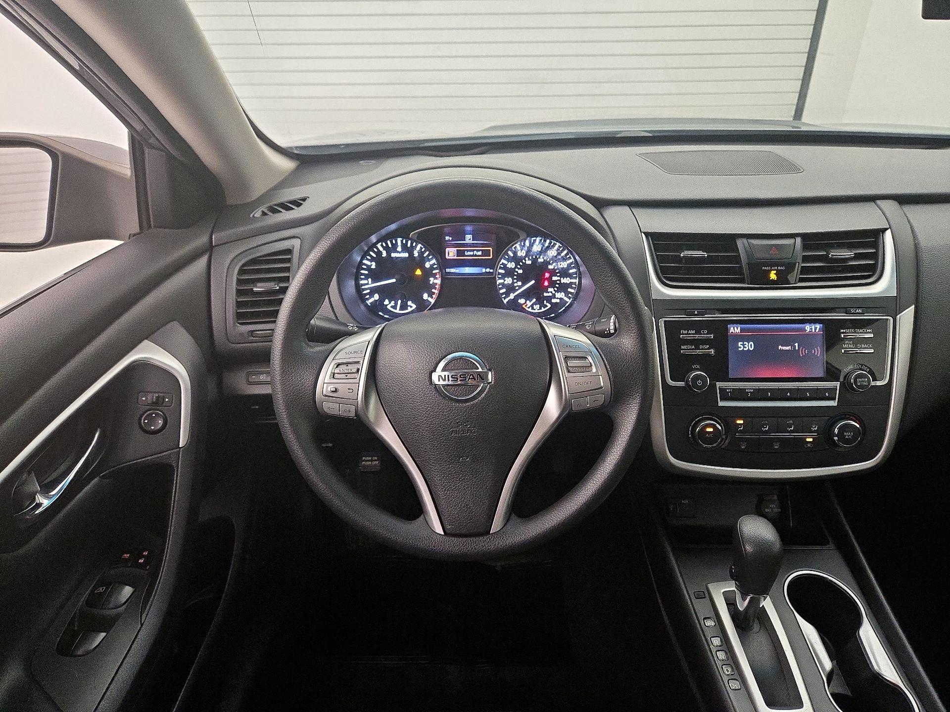 Thumbnail: 2018 Nissan Altima - 10