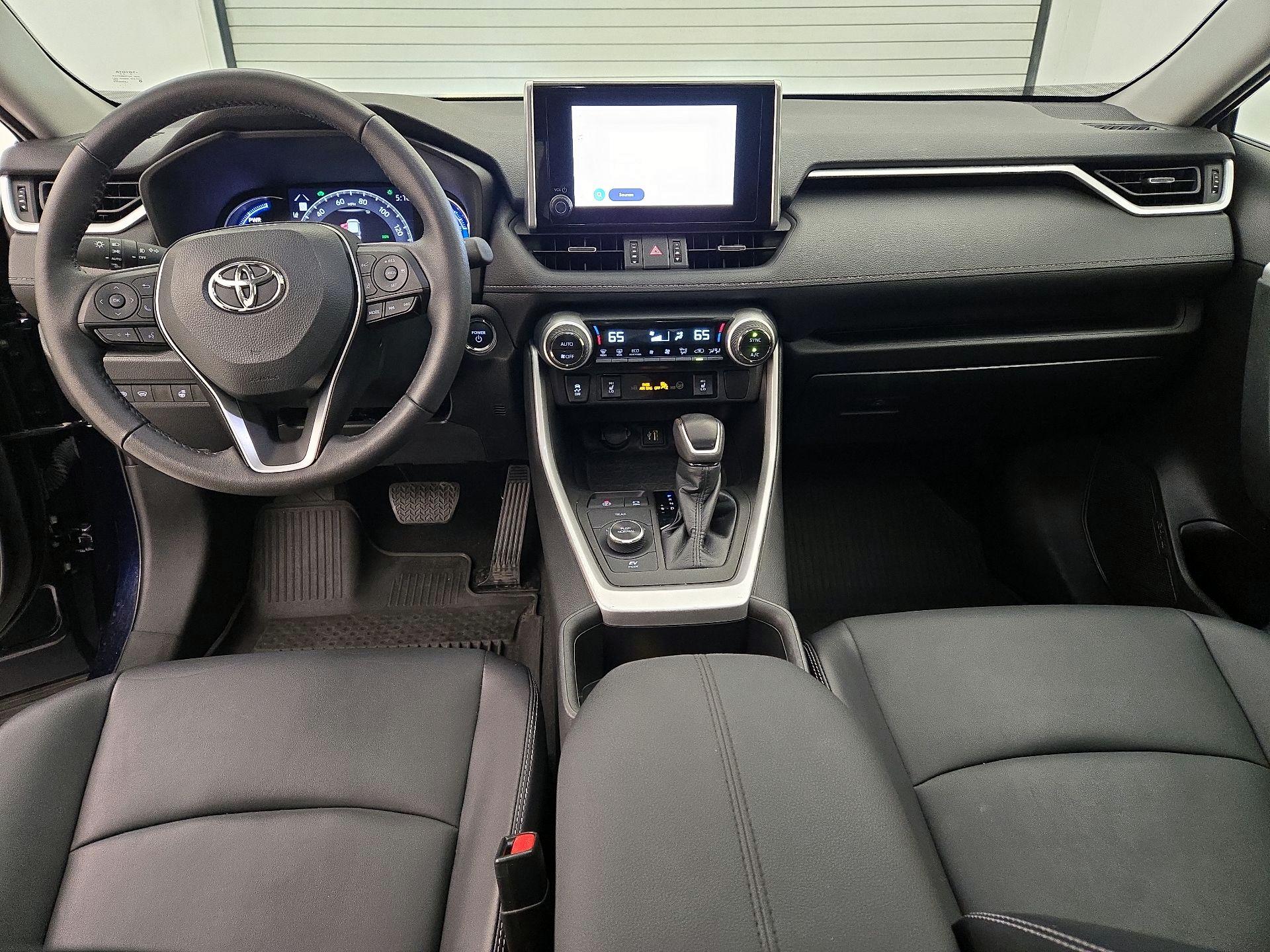 Thumbnail: 2023 Toyota RAV4 - 9