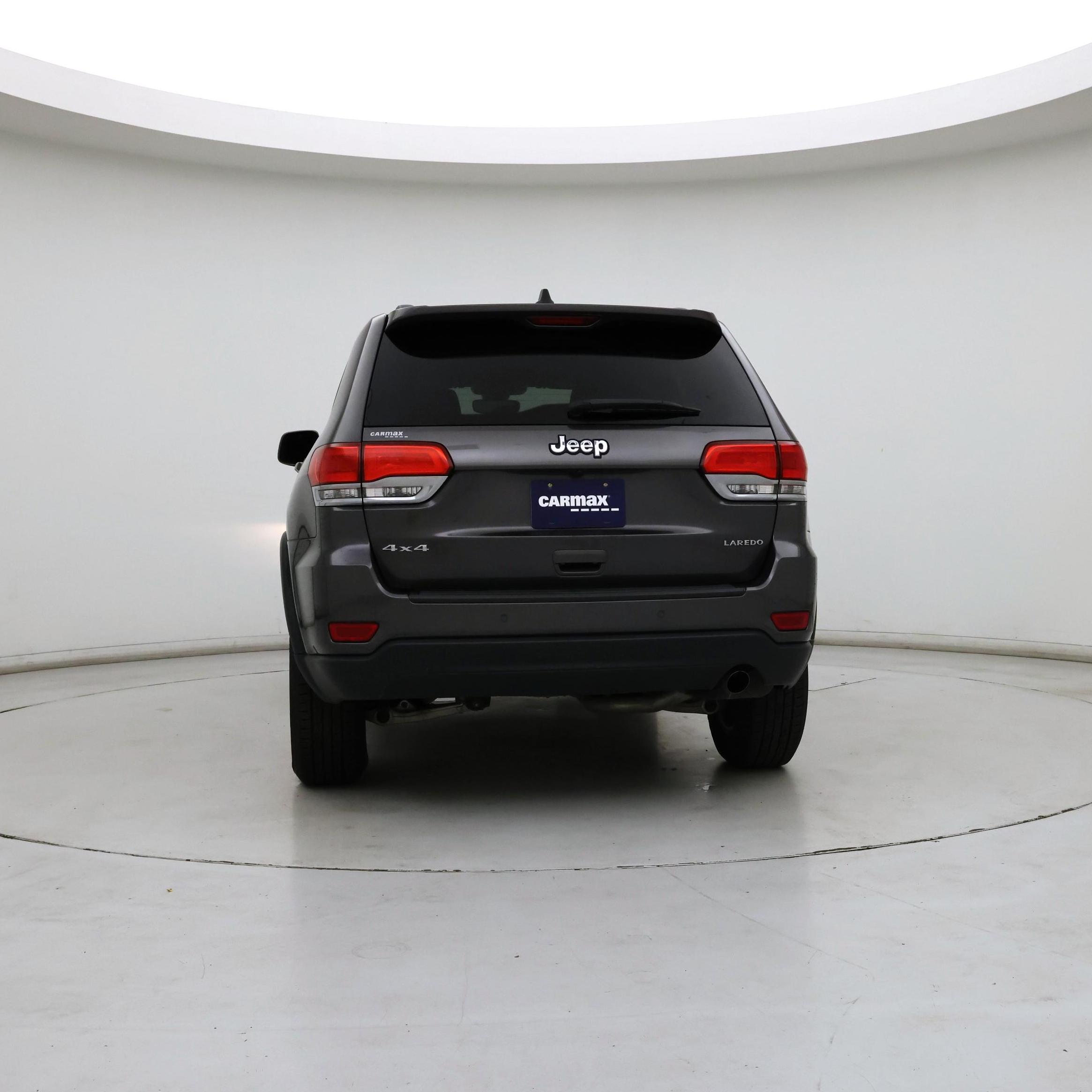 Thumbnail: 2017 Jeep Grand Cherokee - 6