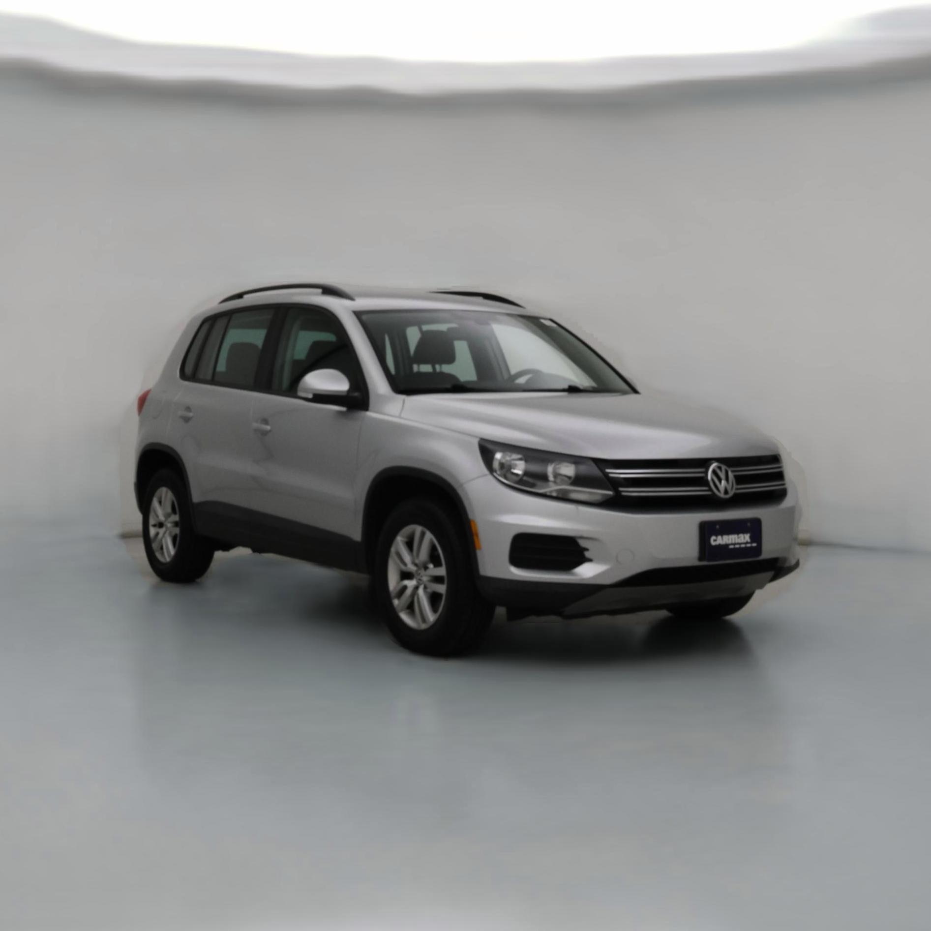 Thumbnail: 2016 Volkswagen Tiguan - 1