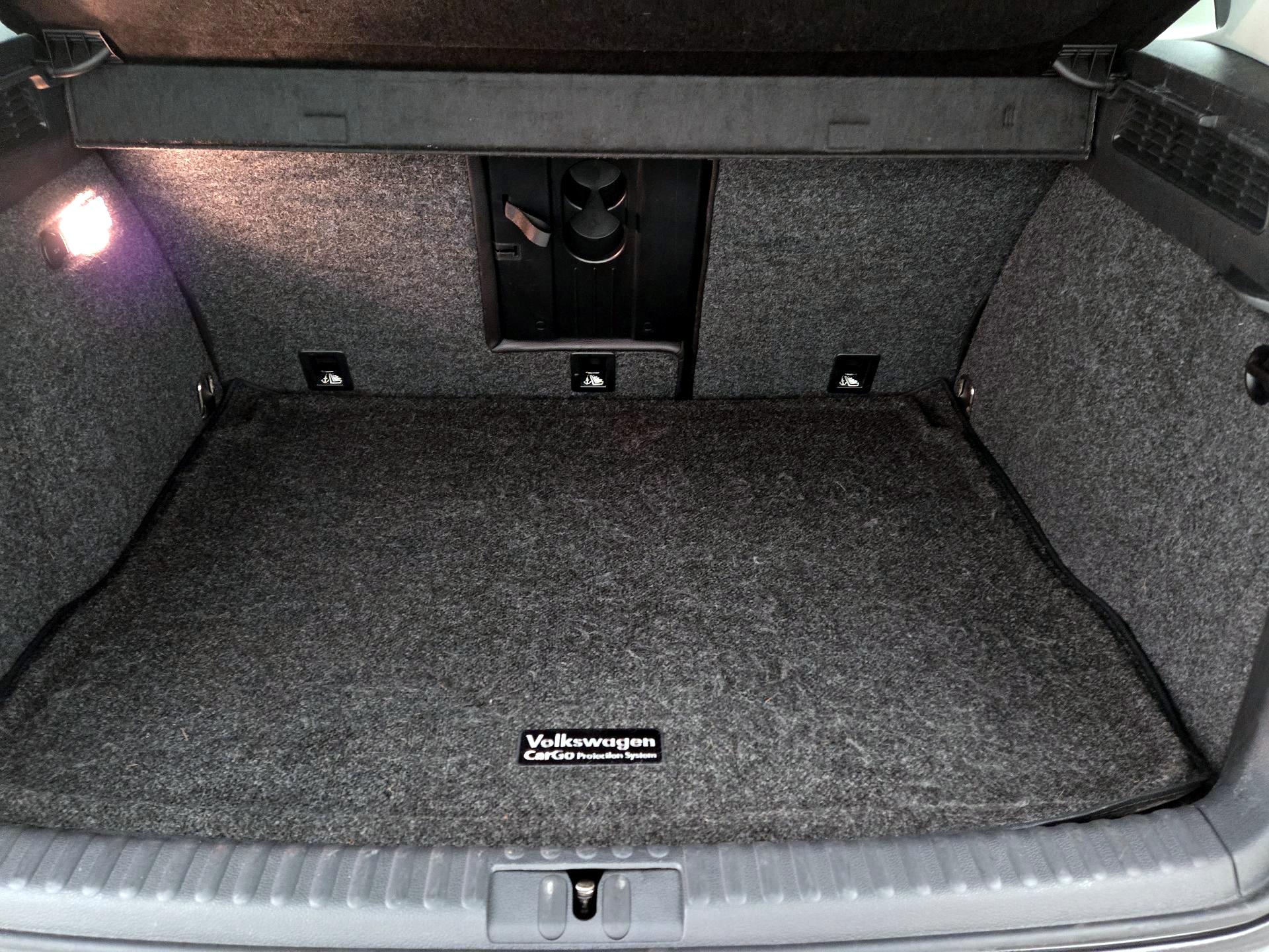 Thumbnail: 2016 Volkswagen Tiguan - 19