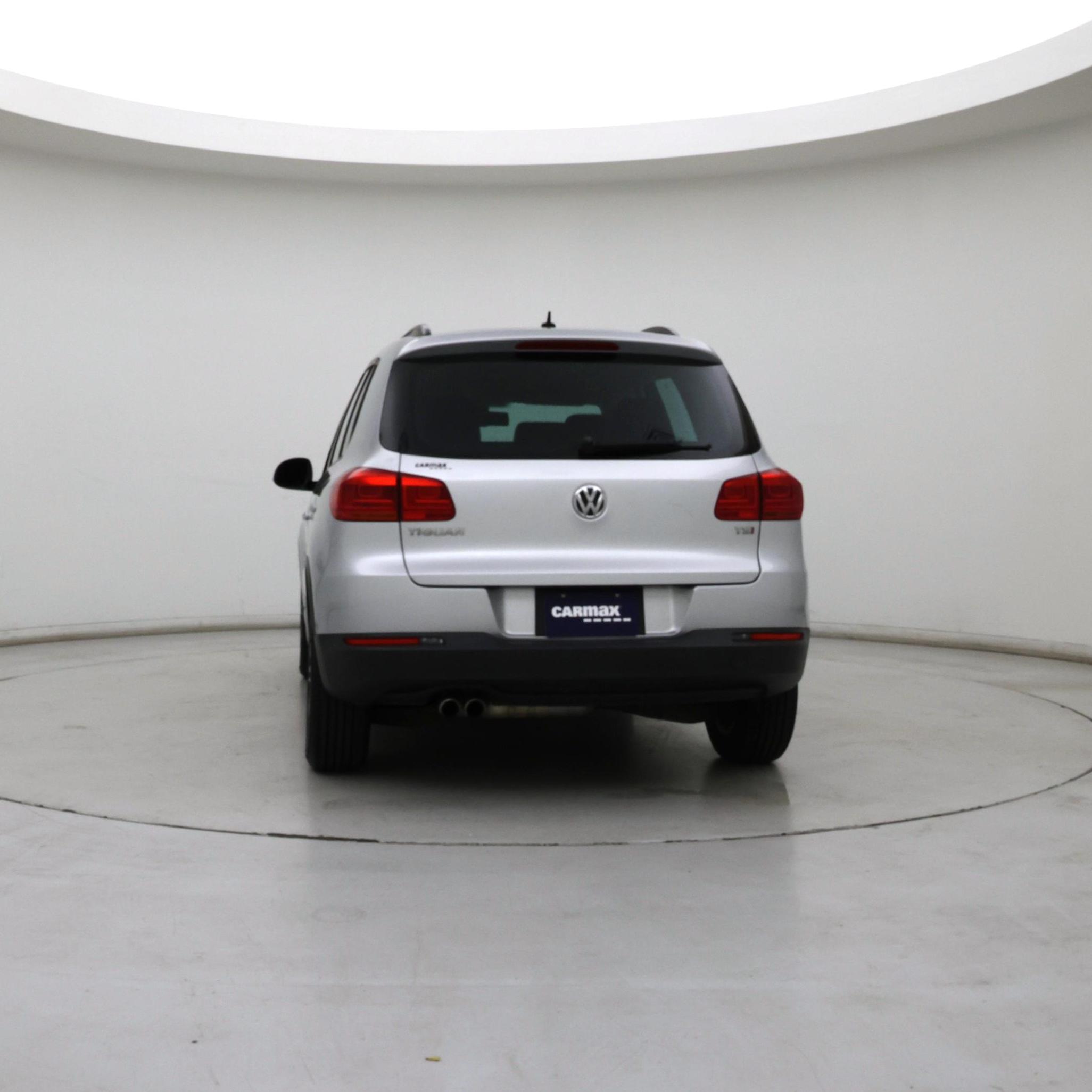 Thumbnail: 2016 Volkswagen Tiguan - 6