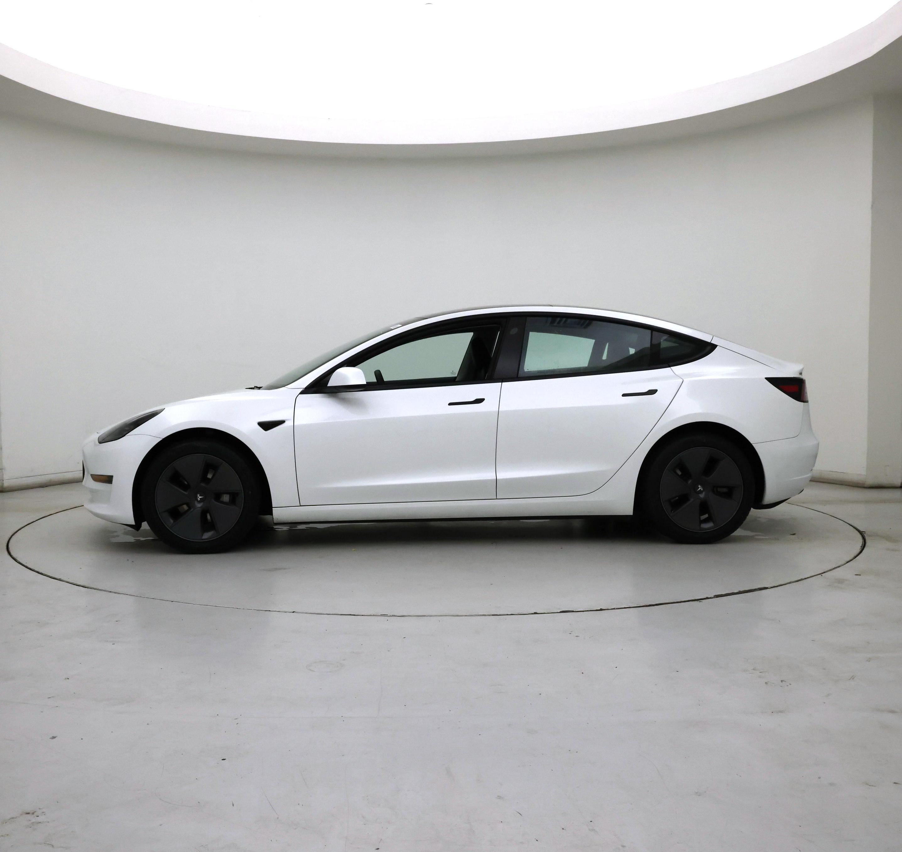 Thumbnail: 2023 Tesla Model 3 - 3