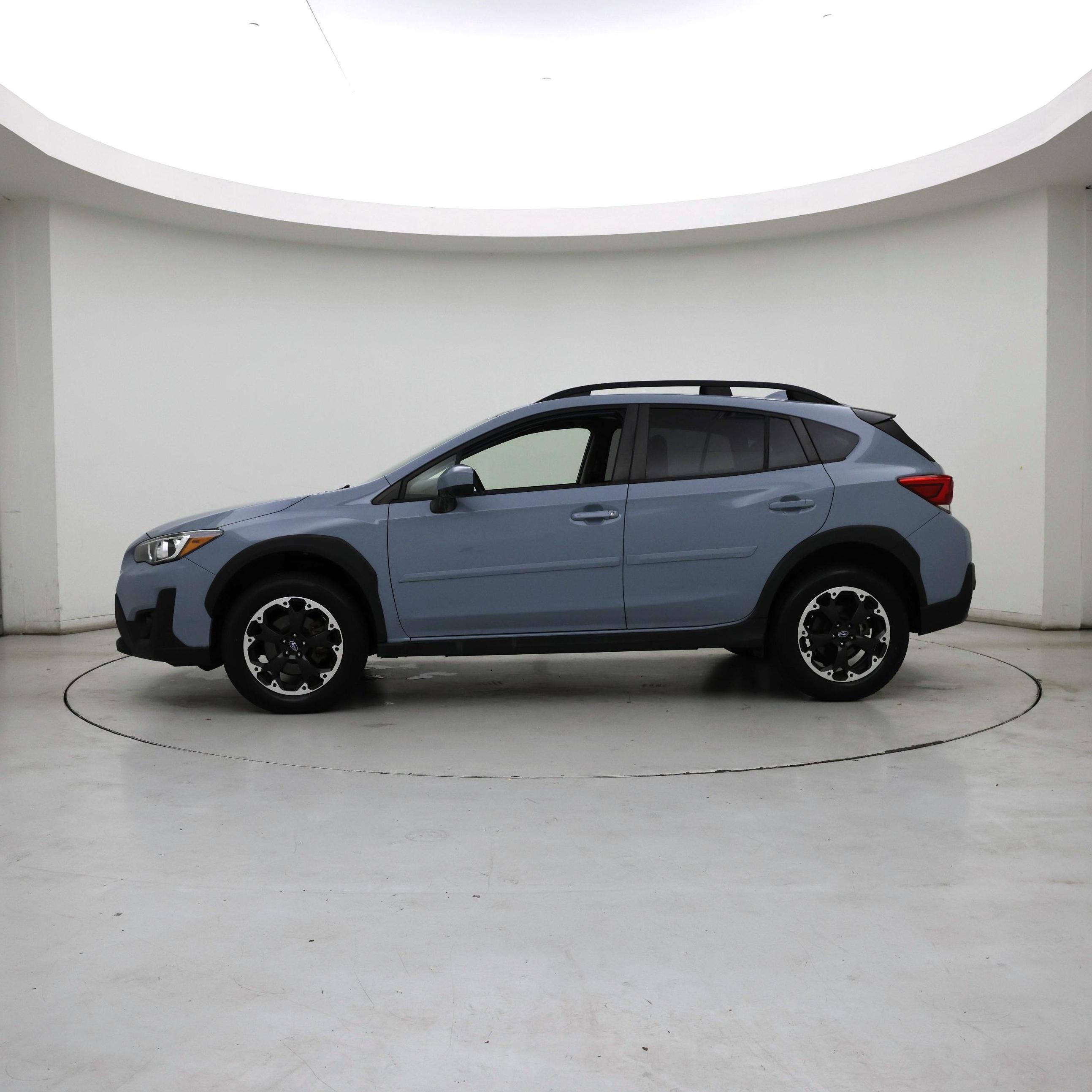Thumbnail: 2021 Subaru Crosstrek - 3
