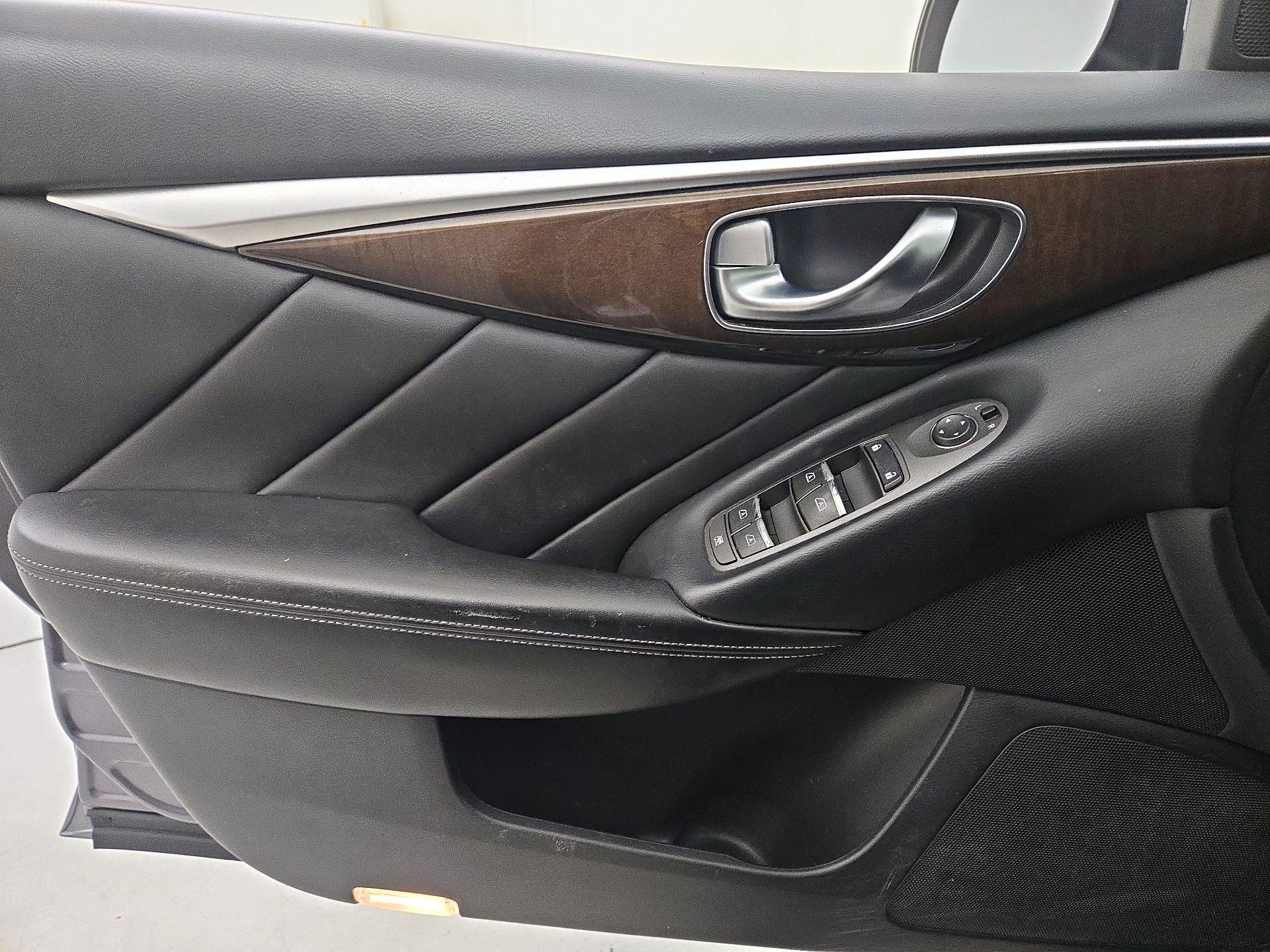 Thumbnail: 2018 INFINITI Q50 - 12