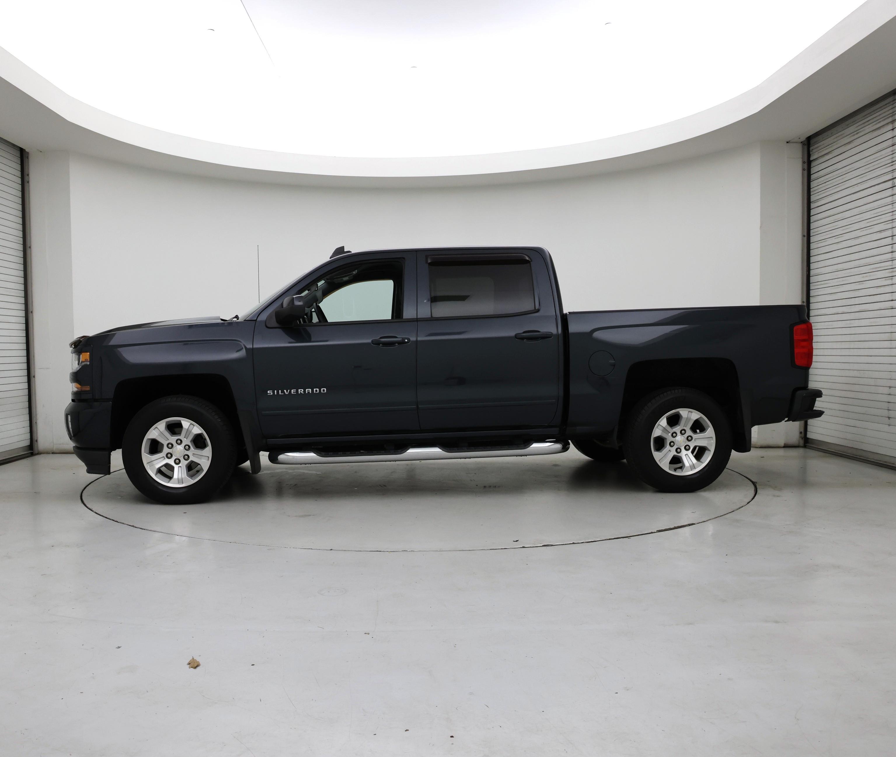 Thumbnail: 2018 Chevrolet Silverado 1500 - 3