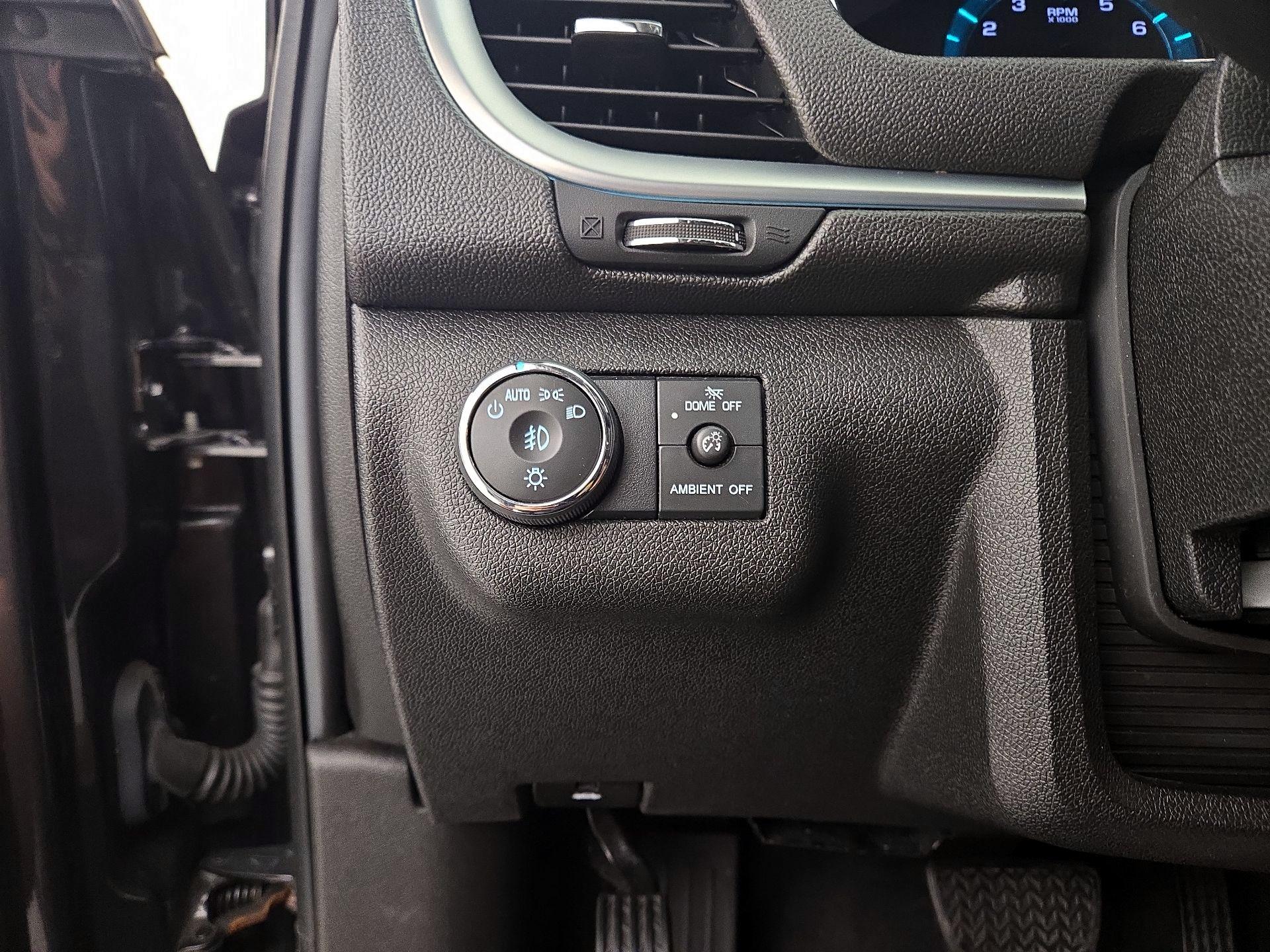 Thumbnail: 2014 Chevrolet Traverse - 13