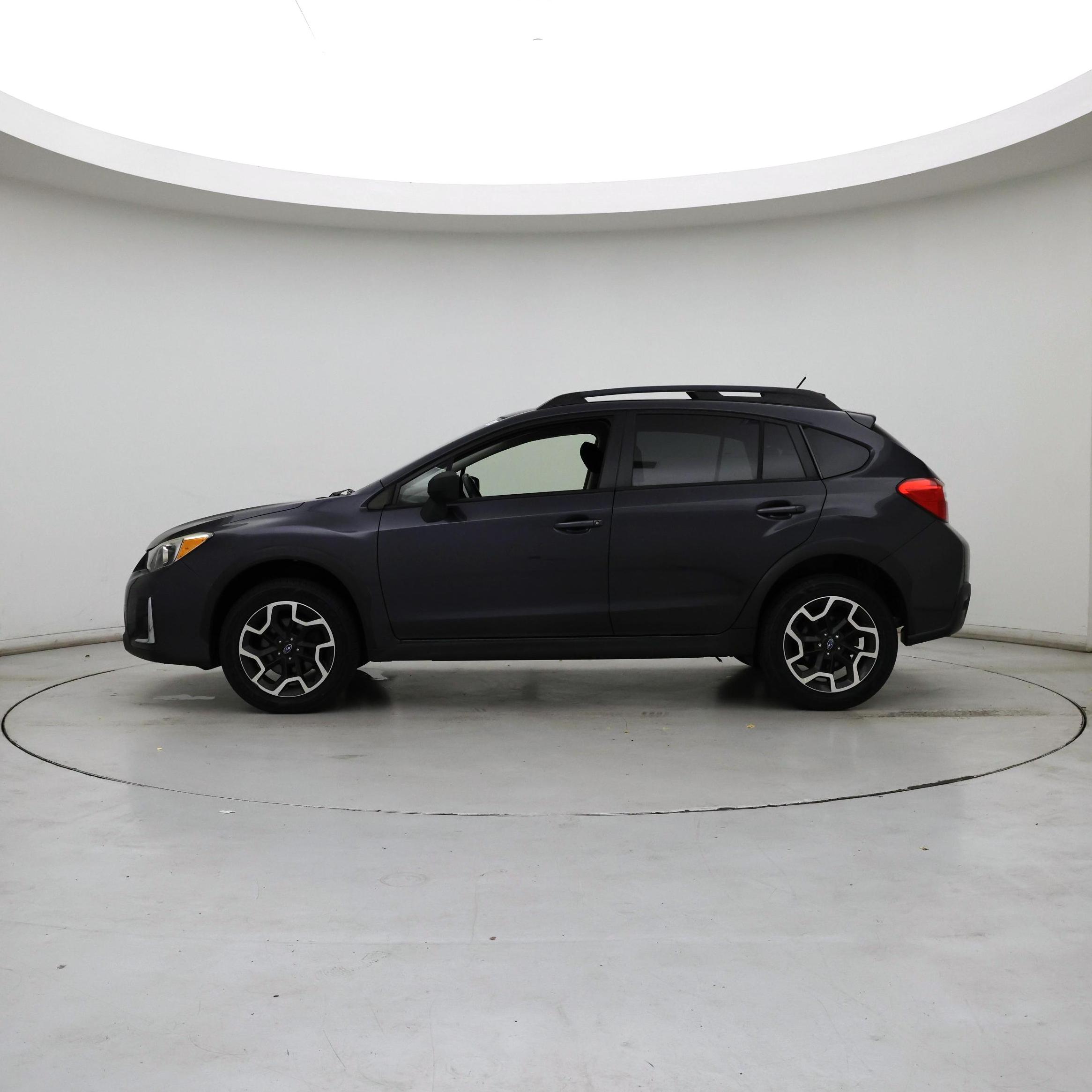 Thumbnail: 2016 Subaru XV Crosstrek - 3